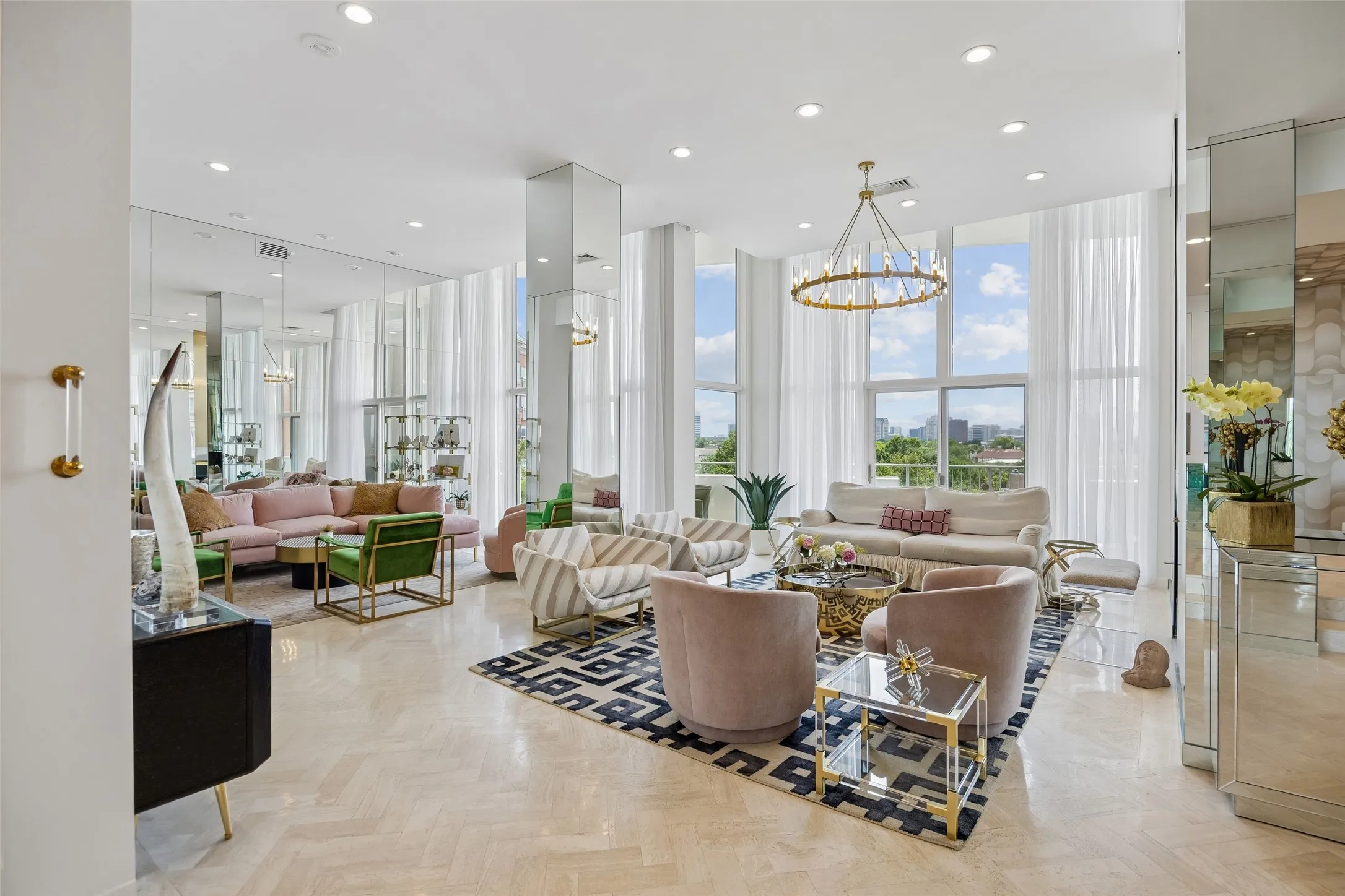 Condominium For Sale in Dallas County , 4500 Roland Avenue 701, Highland Park, Texas 75219, 2 Bedroom, 4 Bathroom, 2 Garage spaces, 2,855 Sqft, built in 1982, mls#21293143, Real Estate Agent in Highland Park, Homes For Sale in Dallas county, Homes For Sale in Highland Park, Realtor in Highland Park Texas, Real Estate Brokerage Independent Realty Texas, Luminita Cordes Realtor