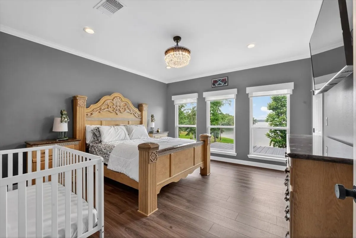 5th Bedroom with Lake Views