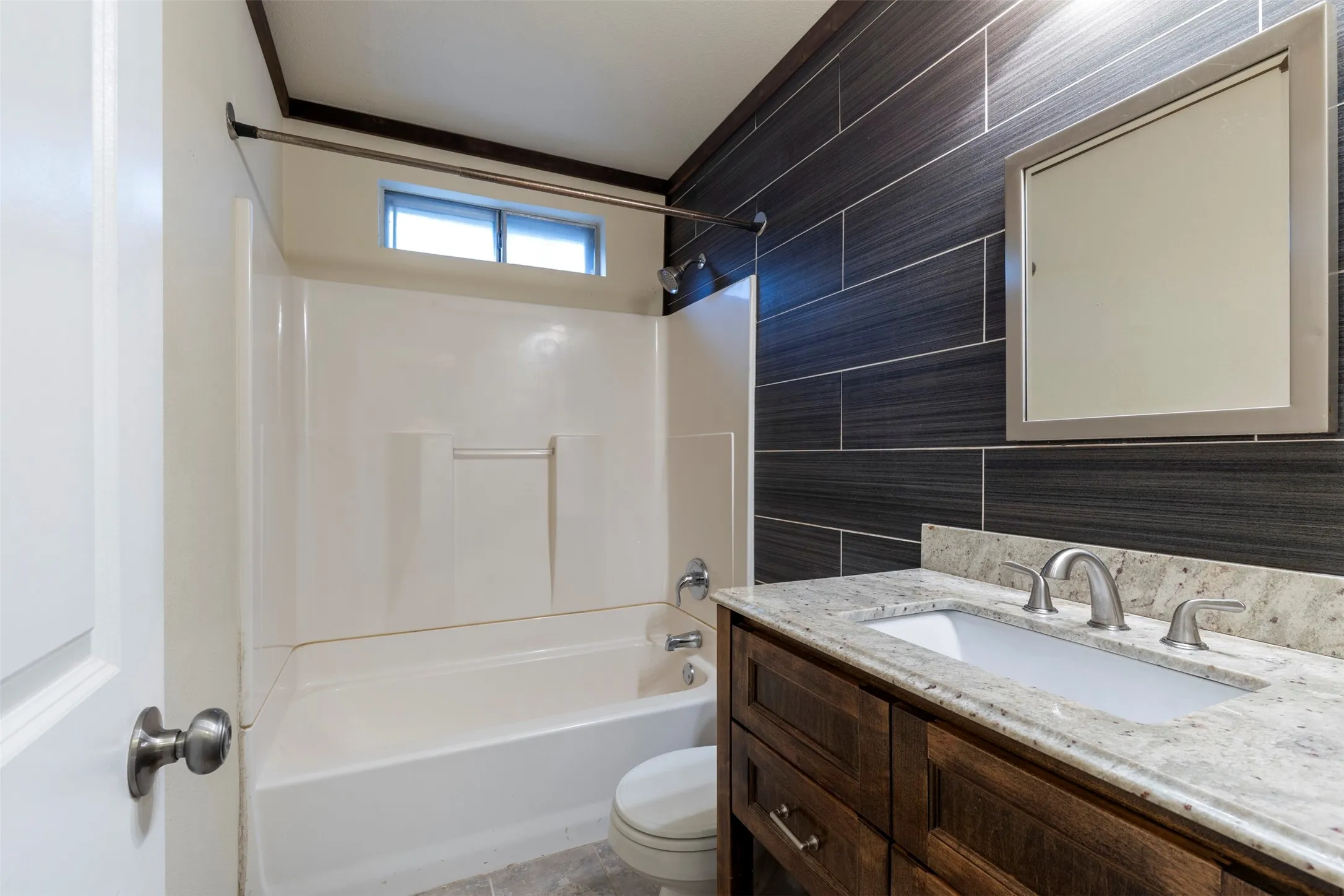 Single Family Residence For Sale in Tarrant County , 3912 Longstraw Drive, Fort Worth, Texas 76137, 3 Bedroom, 2 Bathroom, Garage spaces, 2,101 Sqft, built in 1980, mls#21294691, Real Estate Agent in Fort Worth, Homes For Sale in Tarrant county, Homes For Sale in Fort Worth, Realtor in Fort Worth Texas, Real Estate Brokerage Independent Realty Texas, Luminita Cordes Realtor