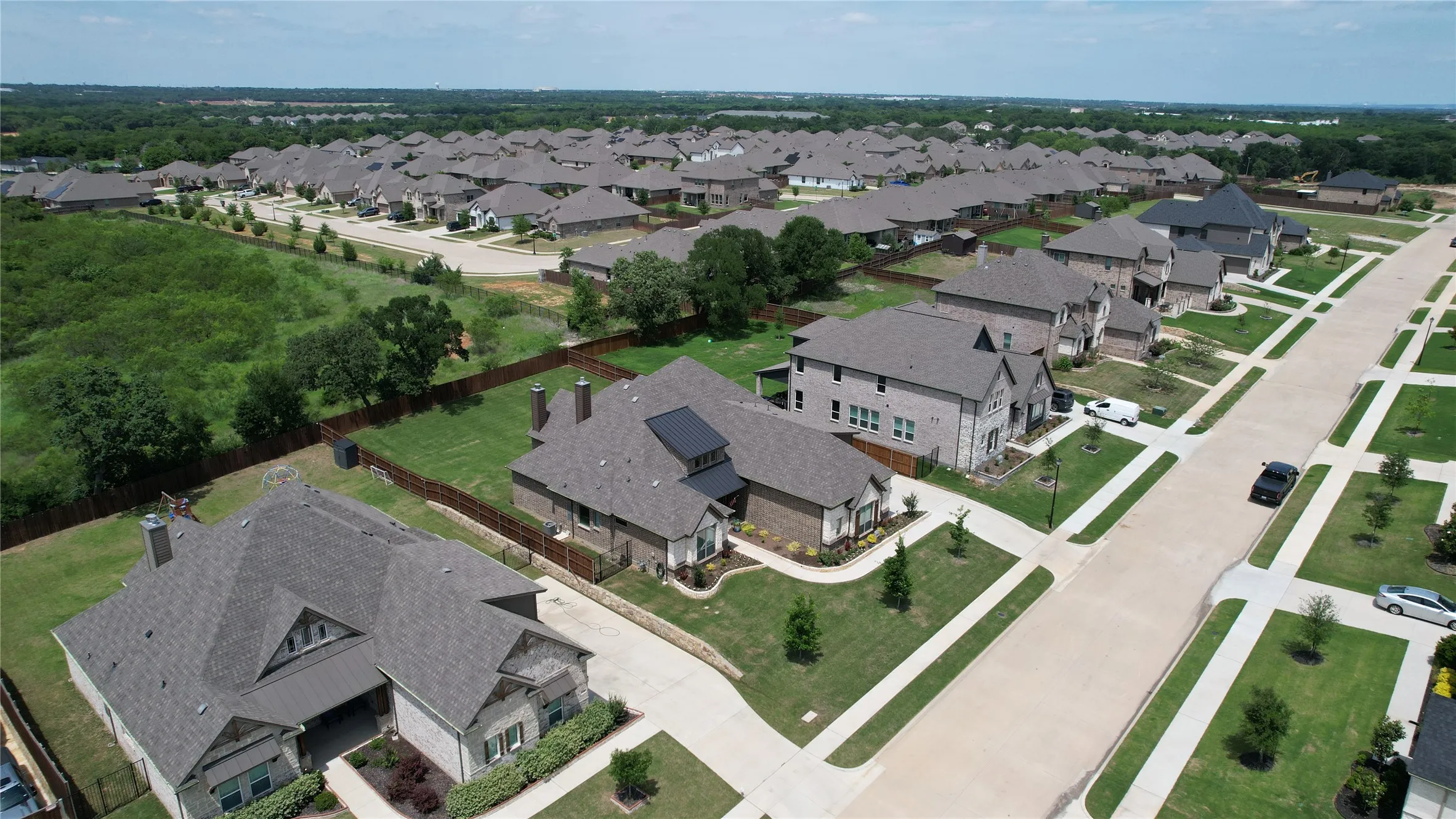 Single Family Residence For Sale in Johnson County , 1214 Woodside Drive, Mansfield, Texas 76063, 5 Bedroom, 5 Bathroom, 3 Garage spaces, 3,395 Sqft, built in 2023, mls#21294699, Real Estate Agent in Mansfield, Homes For Sale in Johnson county, Homes For Sale in Mansfield, Realtor in Mansfield Texas, Real Estate Brokerage Independent Realty Texas, Luminita Cordes Realtor