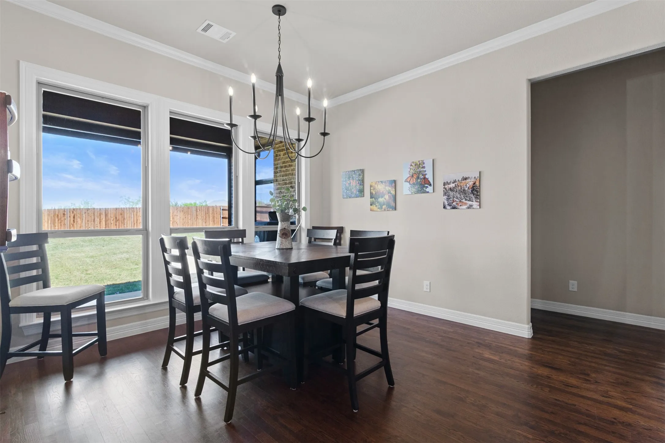 Single Family Residence For Sale in Johnson County , 1214 Woodside Drive, Mansfield, Texas 76063, 5 Bedroom, 5 Bathroom, 3 Garage spaces, 3,395 Sqft, built in 2023, mls#21294699, Real Estate Agent in Mansfield, Homes For Sale in Johnson county, Homes For Sale in Mansfield, Realtor in Mansfield Texas, Real Estate Brokerage Independent Realty Texas, Luminita Cordes Realtor
