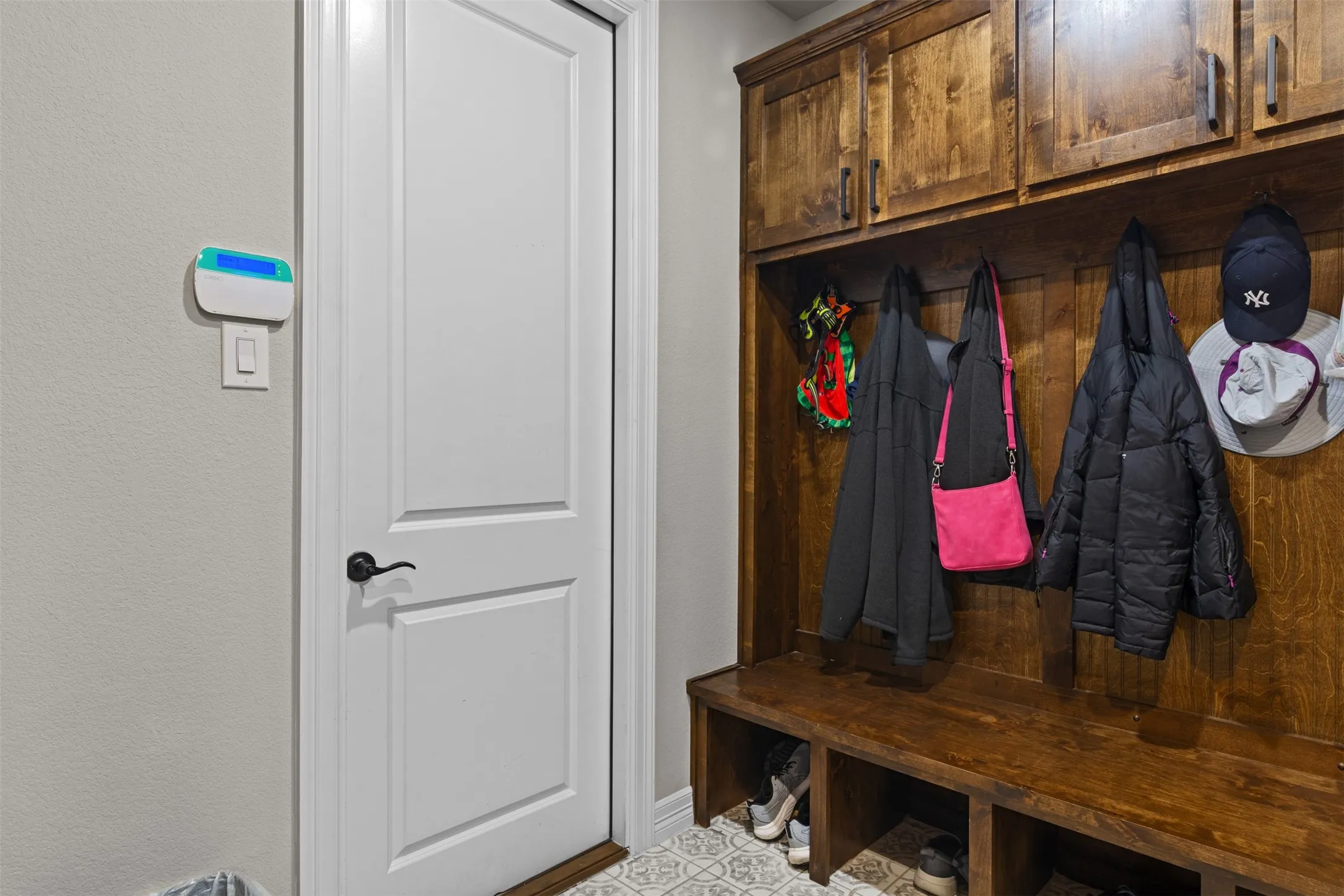 Single Family Residence For Sale in Johnson County , 1214 Woodside Drive, Mansfield, Texas 76063, 5 Bedroom, 5 Bathroom, 3 Garage spaces, 3,395 Sqft, built in 2023, mls#21294699, Real Estate Agent in Mansfield, Homes For Sale in Johnson county, Homes For Sale in Mansfield, Realtor in Mansfield Texas, Real Estate Brokerage Independent Realty Texas, Luminita Cordes Realtor