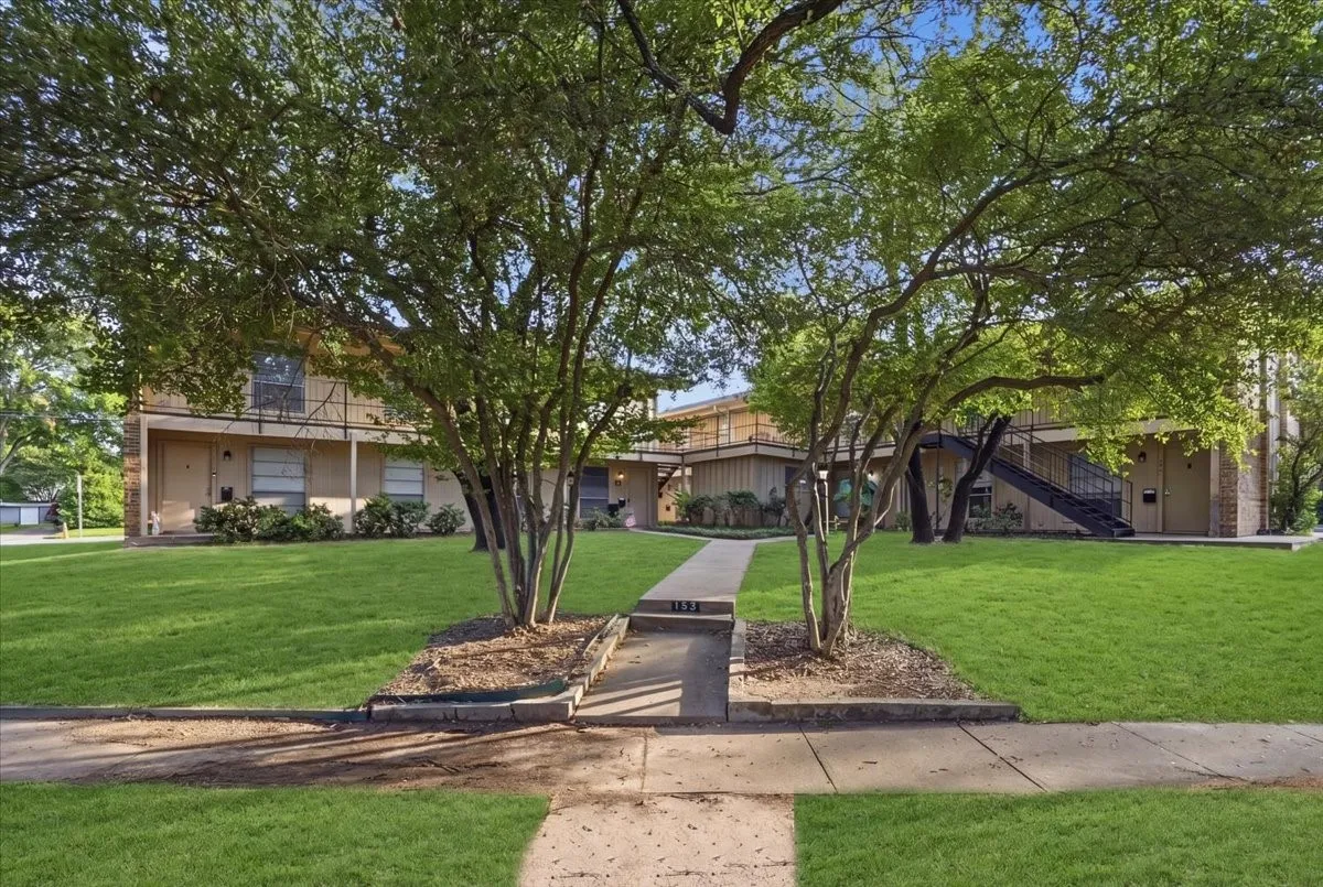 Apartment For Rent in Tarrant County , 133 N Bailey Avenue 145, Fort Worth, Texas 76107, 1 Bedroom, 1 Bathroom, Garage spaces, 600 Sqft, built in 1972, mls#21294720, Real Estate Agent in Fort Worth, Homes For Rent in Tarrant county, Homes For Rent in Fort Worth, Realtor in Fort Worth Texas, Real Estate Brokerage Independent Realty Texas, Luminita Cordes Realtor