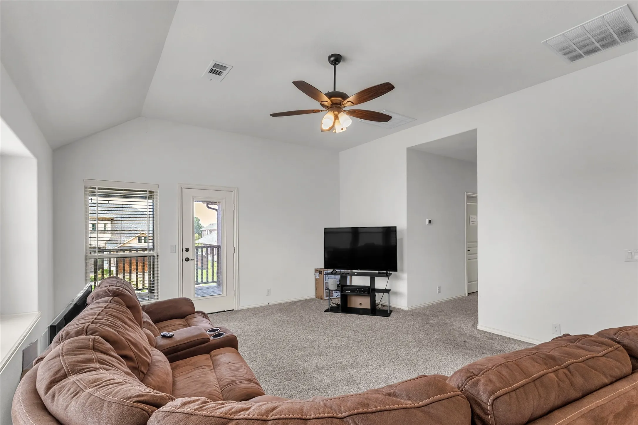 Single Family Residence For Sale in Collin County , 1318 Lantern Faith Drive, Wylie, Texas 75098, 5 Bedroom, 5 Bathroom, 2 Garage spaces, 3,750 Sqft, built in 2018, mls#21294746, Real Estate Agent in Wylie, Homes For Sale in Collin county, Homes For Sale in Wylie, Realtor in Wylie Texas, Real Estate Brokerage Independent Realty Texas, Luminita Cordes Realtor