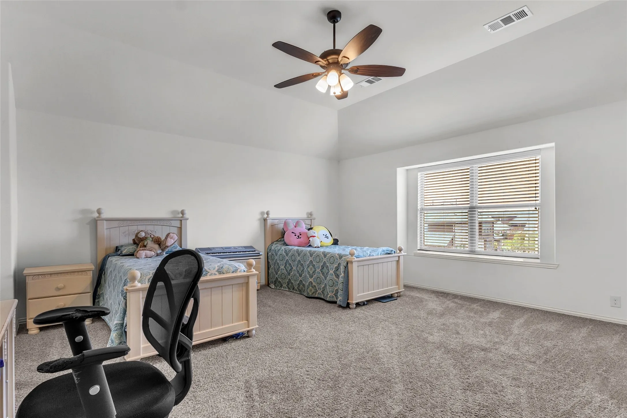 Single Family Residence For Sale in Collin County , 1318 Lantern Faith Drive, Wylie, Texas 75098, 5 Bedroom, 5 Bathroom, 2 Garage spaces, 3,750 Sqft, built in 2018, mls#21294746, Real Estate Agent in Wylie, Homes For Sale in Collin county, Homes For Sale in Wylie, Realtor in Wylie Texas, Real Estate Brokerage Independent Realty Texas, Luminita Cordes Realtor