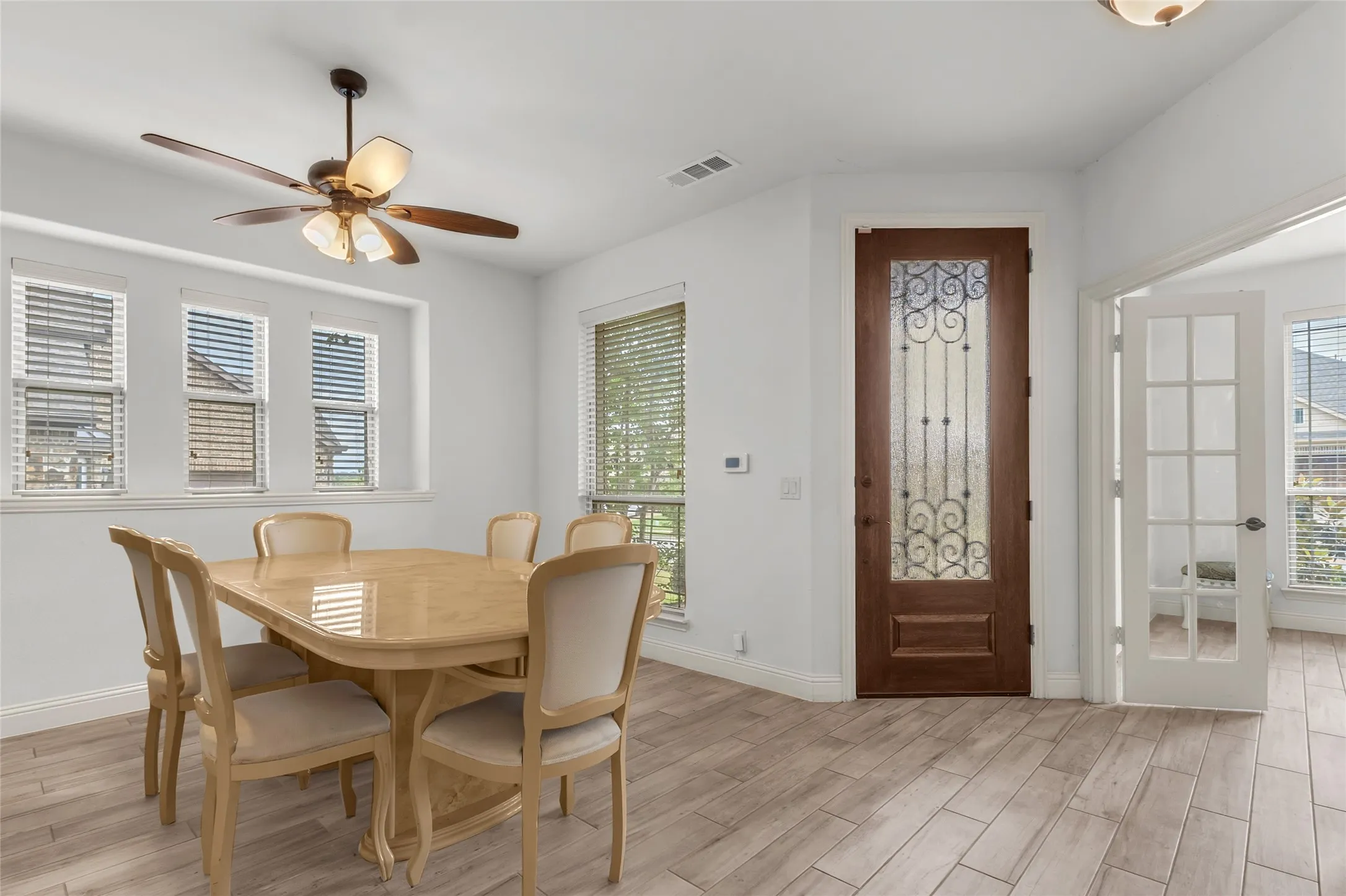 Single Family Residence For Sale in Collin County , 1318 Lantern Faith Drive, Wylie, Texas 75098, 5 Bedroom, 5 Bathroom, 2 Garage spaces, 3,750 Sqft, built in 2018, mls#21294746, Real Estate Agent in Wylie, Homes For Sale in Collin county, Homes For Sale in Wylie, Realtor in Wylie Texas, Real Estate Brokerage Independent Realty Texas, Luminita Cordes Realtor
