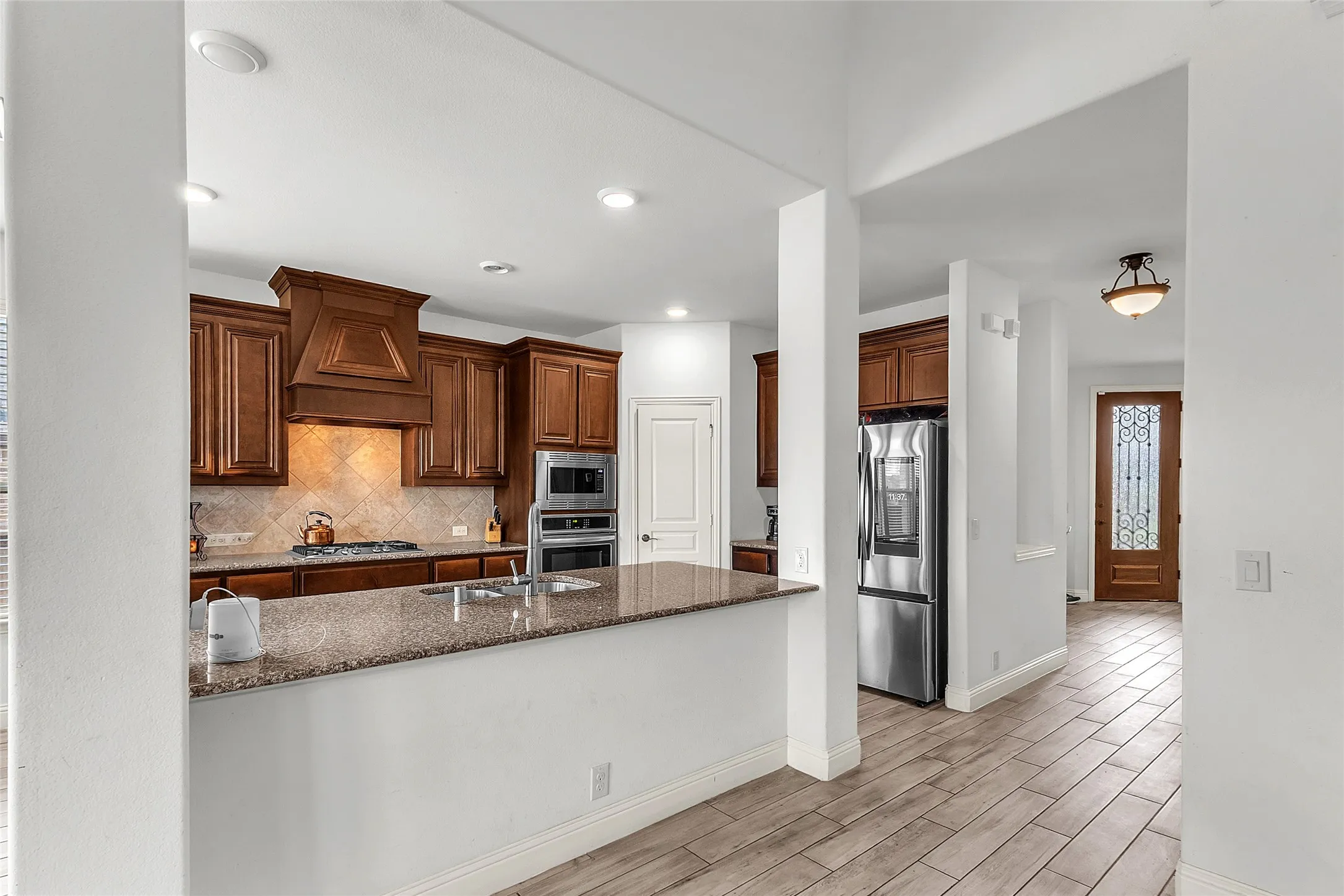 Single Family Residence For Sale in Collin County , 1318 Lantern Faith Drive, Wylie, Texas 75098, 5 Bedroom, 5 Bathroom, 2 Garage spaces, 3,750 Sqft, built in 2018, mls#21294746, Real Estate Agent in Wylie, Homes For Sale in Collin county, Homes For Sale in Wylie, Realtor in Wylie Texas, Real Estate Brokerage Independent Realty Texas, Luminita Cordes Realtor