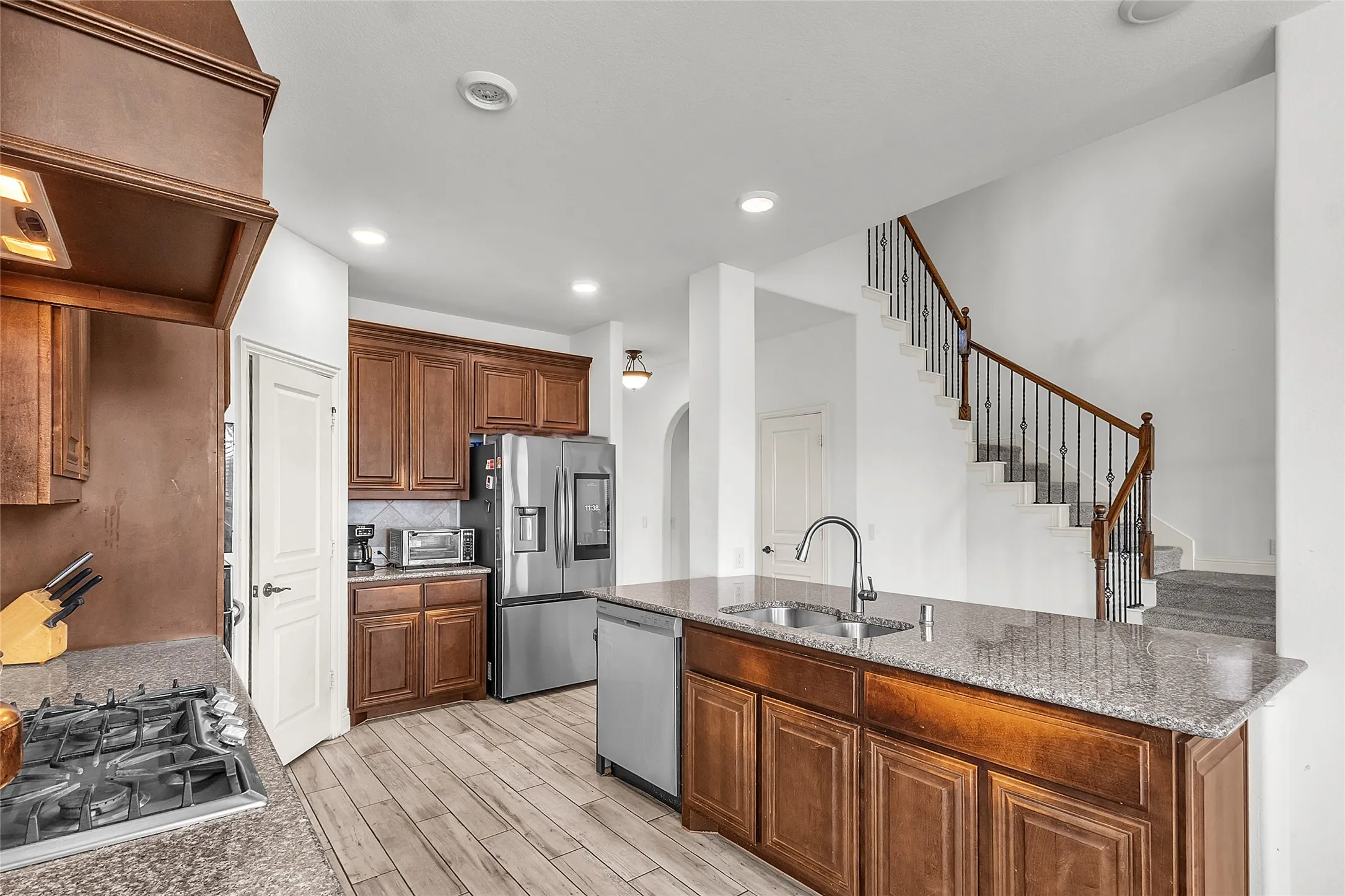 Single Family Residence For Sale in Collin County , 1318 Lantern Faith Drive, Wylie, Texas 75098, 5 Bedroom, 5 Bathroom, 2 Garage spaces, 3,750 Sqft, built in 2018, mls#21294746, Real Estate Agent in Wylie, Homes For Sale in Collin county, Homes For Sale in Wylie, Realtor in Wylie Texas, Real Estate Brokerage Independent Realty Texas, Luminita Cordes Realtor