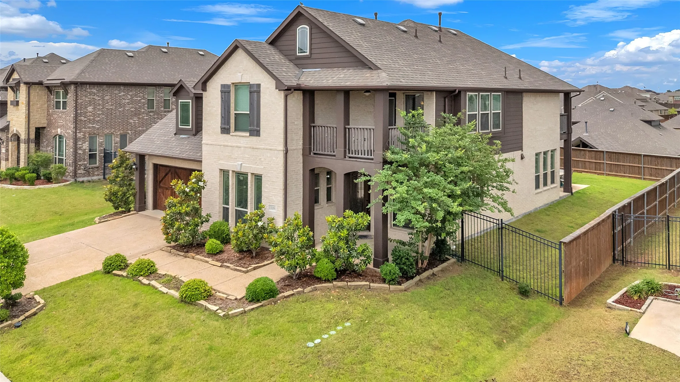 Single Family Residence For Sale in Collin County , 1318 Lantern Faith Drive, Wylie, Texas 75098, 5 Bedroom, 5 Bathroom, 2 Garage spaces, 3,750 Sqft, built in 2018, mls#21294746, Real Estate Agent in Wylie, Homes For Sale in Collin county, Homes For Sale in Wylie, Realtor in Wylie Texas, Real Estate Brokerage Independent Realty Texas, Luminita Cordes Realtor