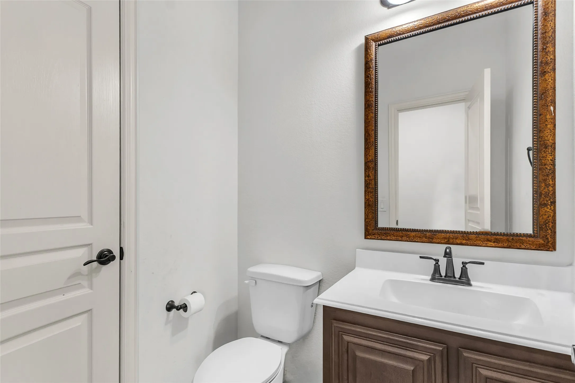 Single Family Residence For Sale in Collin County , 1318 Lantern Faith Drive, Wylie, Texas 75098, 5 Bedroom, 5 Bathroom, 2 Garage spaces, 3,750 Sqft, built in 2018, mls#21294746, Real Estate Agent in Wylie, Homes For Sale in Collin county, Homes For Sale in Wylie, Realtor in Wylie Texas, Real Estate Brokerage Independent Realty Texas, Luminita Cordes Realtor