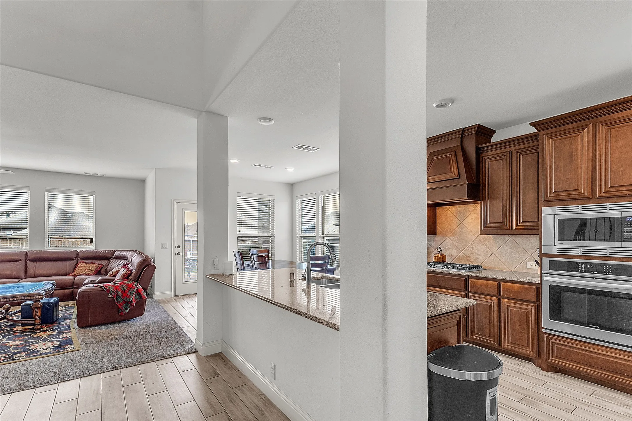 Single Family Residence For Sale in Collin County , 1318 Lantern Faith Drive, Wylie, Texas 75098, 5 Bedroom, 5 Bathroom, 2 Garage spaces, 3,750 Sqft, built in 2018, mls#21294746, Real Estate Agent in Wylie, Homes For Sale in Collin county, Homes For Sale in Wylie, Realtor in Wylie Texas, Real Estate Brokerage Independent Realty Texas, Luminita Cordes Realtor