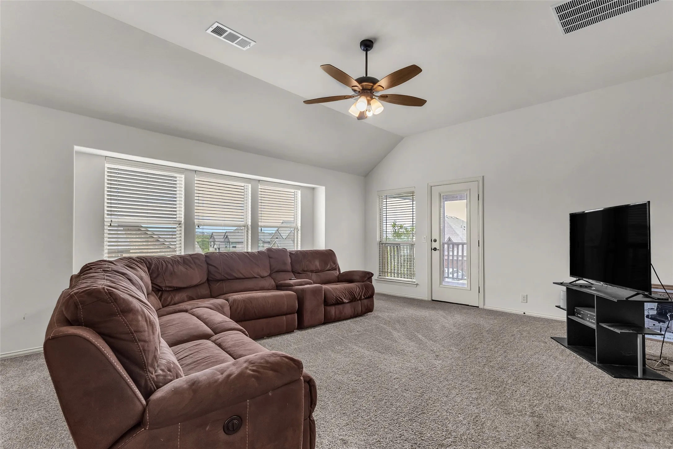 Single Family Residence For Sale in Collin County , 1318 Lantern Faith Drive, Wylie, Texas 75098, 5 Bedroom, 5 Bathroom, 2 Garage spaces, 3,750 Sqft, built in 2018, mls#21294746, Real Estate Agent in Wylie, Homes For Sale in Collin county, Homes For Sale in Wylie, Realtor in Wylie Texas, Real Estate Brokerage Independent Realty Texas, Luminita Cordes Realtor