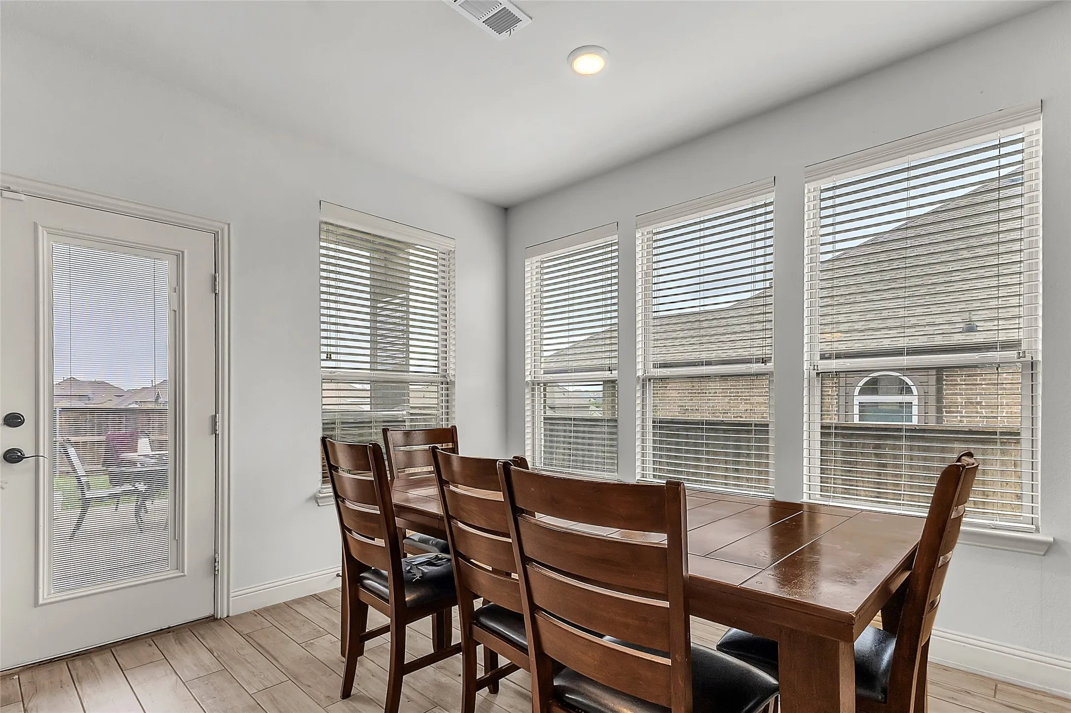Single Family Residence For Sale in Collin County , 1318 Lantern Faith Drive, Wylie, Texas 75098, 5 Bedroom, 5 Bathroom, 2 Garage spaces, 3,750 Sqft, built in 2018, mls#21294746, Real Estate Agent in Wylie, Homes For Sale in Collin county, Homes For Sale in Wylie, Realtor in Wylie Texas, Real Estate Brokerage Independent Realty Texas, Luminita Cordes Realtor