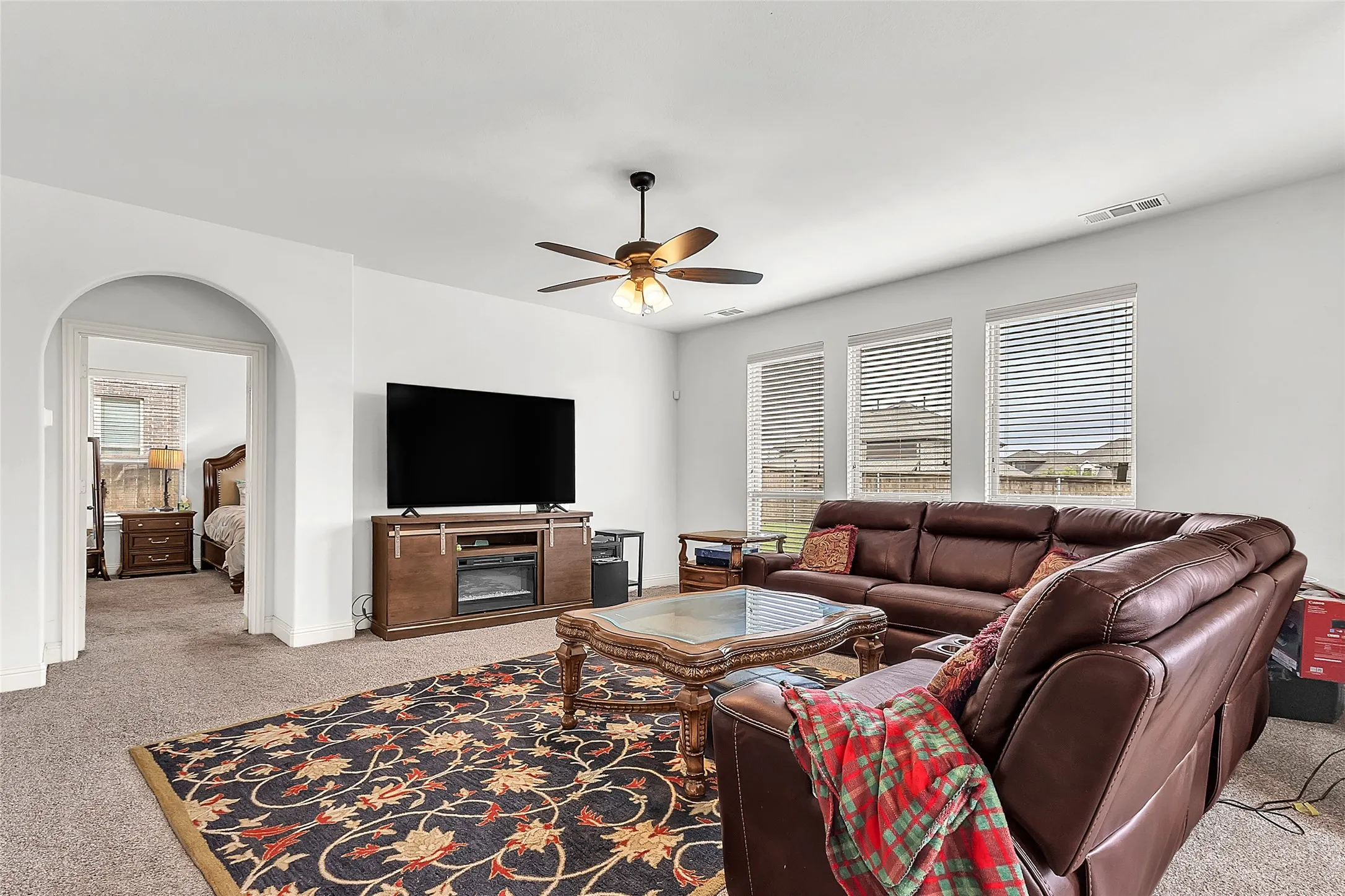 Single Family Residence For Sale in Collin County , 1318 Lantern Faith Drive, Wylie, Texas 75098, 5 Bedroom, 5 Bathroom, 2 Garage spaces, 3,750 Sqft, built in 2018, mls#21294746, Real Estate Agent in Wylie, Homes For Sale in Collin county, Homes For Sale in Wylie, Realtor in Wylie Texas, Real Estate Brokerage Independent Realty Texas, Luminita Cordes Realtor