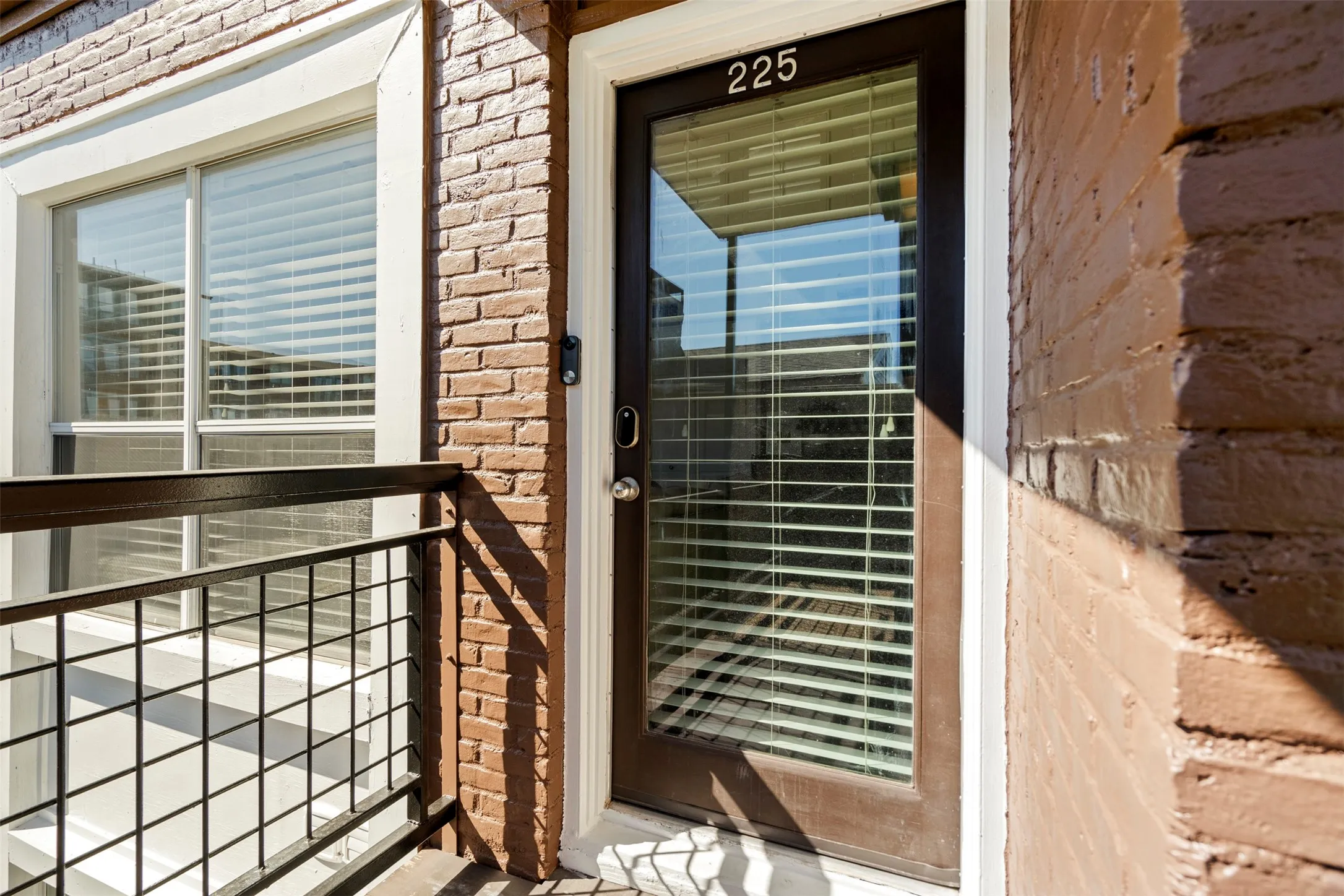 Welcome to The Fabulous Condo #225.