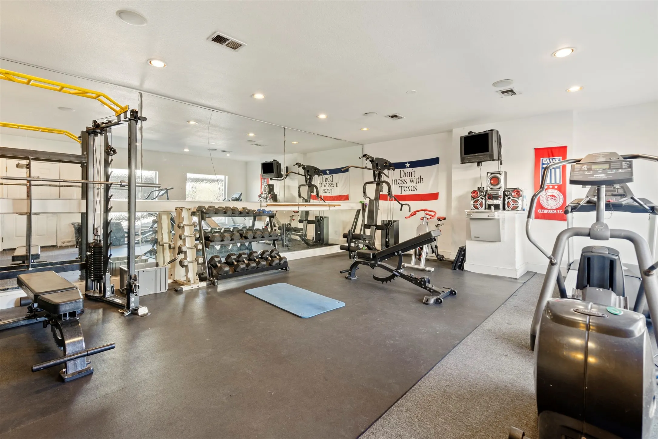  The fitness room is less than a minute walk from or to  Condo 225.