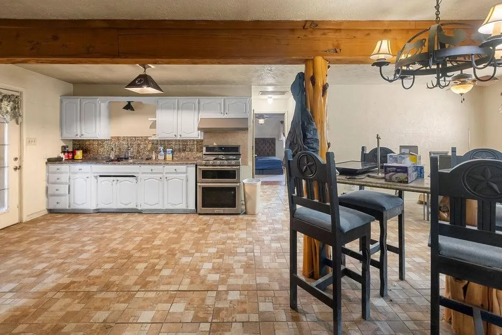 Farm For Sale in Fannin County , 3224 County Road 2225, Ivanhoe, Texas 75447, 4 Bedrooms, 3 Bathrooms, Garage spaces, 3,328 Sqft, built in 1980, Price $649,900, mls#21294752, Real Estate Agent in Ivanhoe, Homes For Sale in Fannin county, Homes For Sale in Ivanhoe, Realtor in Ivanhoe Texas, Real Estate Brokerage Independent Realty Texas, Luminita Cordes Realtor