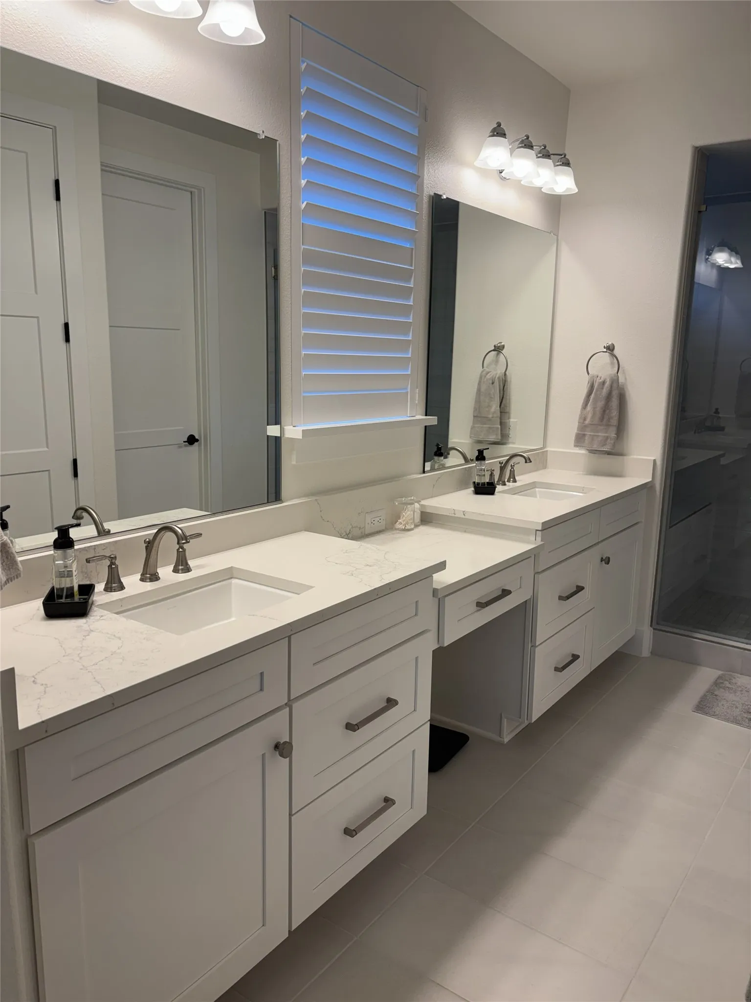 Single Family Residence For Sale in Denton County , 9516 Ceylon Lane, Denton, Texas 76207, 2 Bedroom, 3 Bathroom, 3 Garage spaces, 2,076 Sqft, built in 2024, mls#21294655, Real Estate Agent in Denton, Homes For Sale in Denton county, Homes For Sale in Denton, Realtor in Denton Texas, Real Estate Brokerage Independent Realty Texas, Luminita Cordes Realtor