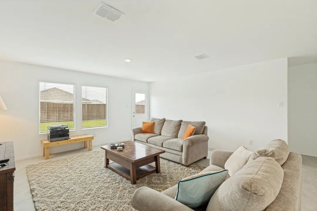Single Family Residence For Sale in Collin County , 314 Ashbrook Way, Princeton, Texas 75407, 3 Bedroom, 2 Bathroom, 2 Garage spaces, 1,479 Sqft, built in 2023, mls#21288149, Real Estate Agent in Princeton, Homes For Sale in Collin county, Homes For Sale in Princeton, Realtor in Princeton Texas, Real Estate Brokerage Independent Realty Texas, Luminita Cordes Realtor