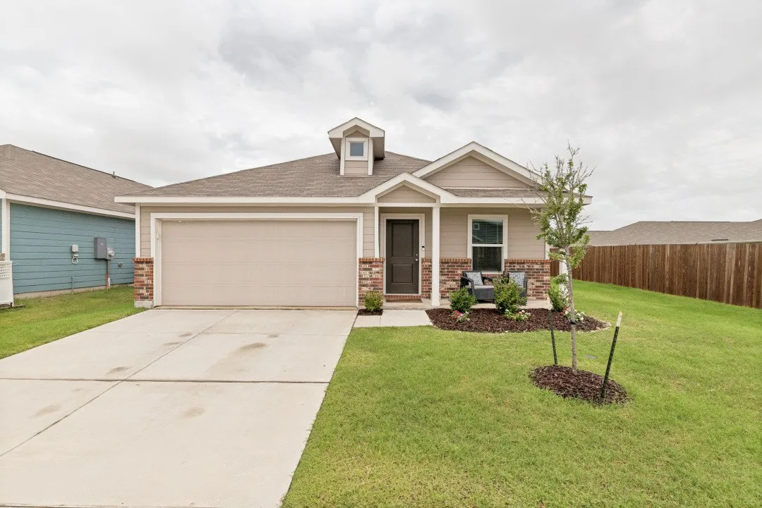Single Family Residence For Sale in Collin County , 314 Ashbrook Way, Princeton, Texas 75407, 3 Bedroom, 2 Bathroom, 2 Garage spaces, 1,479 Sqft, built in 2023, mls#21288149, Real Estate Agent in Princeton, Homes For Sale in Collin county, Homes For Sale in Princeton, Realtor in Princeton Texas, Real Estate Brokerage Independent Realty Texas, Luminita Cordes Realtor