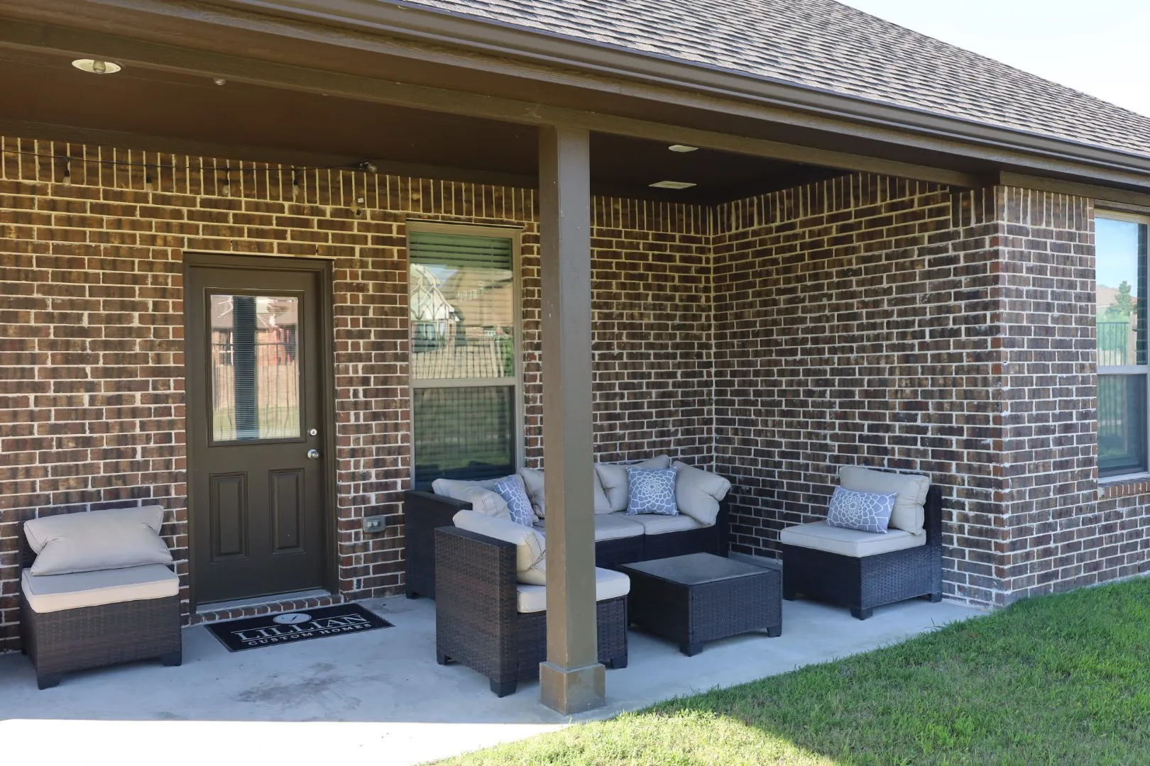 Single Family Residence For Sale in Johnson County , 277 Allegheny Drive, Burleson, Texas 76028, 4 Bedroom, 4 Bathroom, 2 Garage spaces, 2,515 Sqft, built in 2022, mls#21294779, Real Estate Agent in Burleson, Homes For Sale in Johnson county, Homes For Sale in Burleson, Realtor in Burleson Texas, Real Estate Brokerage Independent Realty Texas, Luminita Cordes Realtor