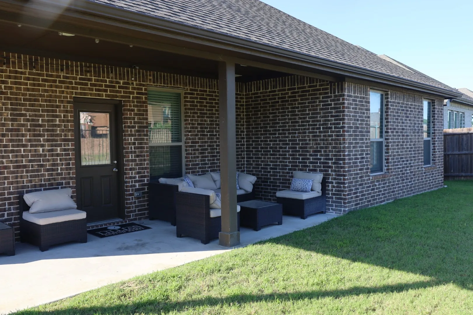 Single Family Residence For Sale in Johnson County , 277 Allegheny Drive, Burleson, Texas 76028, 4 Bedroom, 4 Bathroom, 2 Garage spaces, 2,515 Sqft, built in 2022, mls#21294779, Real Estate Agent in Burleson, Homes For Sale in Johnson county, Homes For Sale in Burleson, Realtor in Burleson Texas, Real Estate Brokerage Independent Realty Texas, Luminita Cordes Realtor
