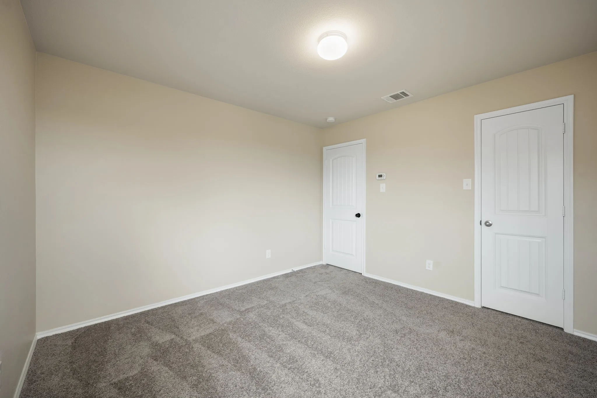 Single Family Residence For Sale in Collin County , 1306 Cedar Hollow Drive, Princeton, Texas 75407, 5 Bedroom, 3 Bathroom, 2 Garage spaces, 2,594 Sqft, built in 2016, mls#21294771, Real Estate Agent in Princeton, Homes For Sale in Collin county, Homes For Sale in Princeton, Realtor in Princeton Texas, Real Estate Brokerage Independent Realty Texas, Luminita Cordes Realtor