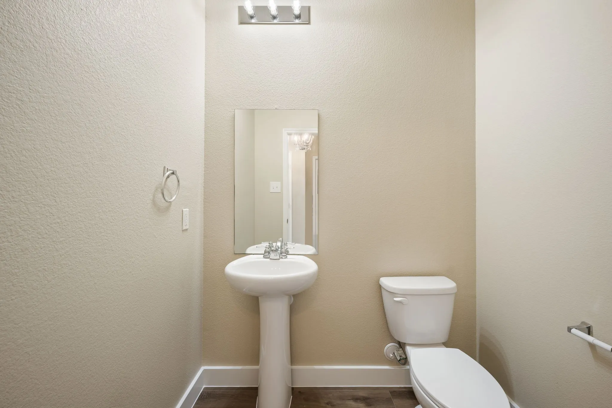 Single Family Residence For Sale in Collin County , 1306 Cedar Hollow Drive, Princeton, Texas 75407, 5 Bedroom, 3 Bathroom, 2 Garage spaces, 2,594 Sqft, built in 2016, mls#21294771, Real Estate Agent in Princeton, Homes For Sale in Collin county, Homes For Sale in Princeton, Realtor in Princeton Texas, Real Estate Brokerage Independent Realty Texas, Luminita Cordes Realtor