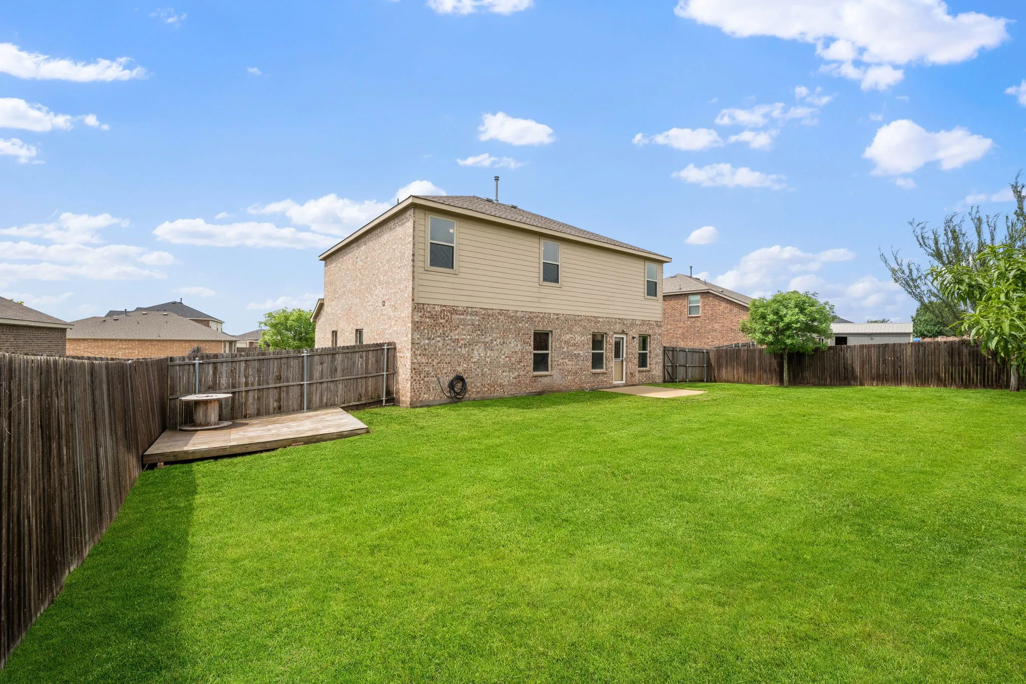 Single Family Residence For Sale in Collin County , 1306 Cedar Hollow Drive, Princeton, Texas 75407, 5 Bedroom, 3 Bathroom, 2 Garage spaces, 2,594 Sqft, built in 2016, mls#21294771, Real Estate Agent in Princeton, Homes For Sale in Collin county, Homes For Sale in Princeton, Realtor in Princeton Texas, Real Estate Brokerage Independent Realty Texas, Luminita Cordes Realtor
