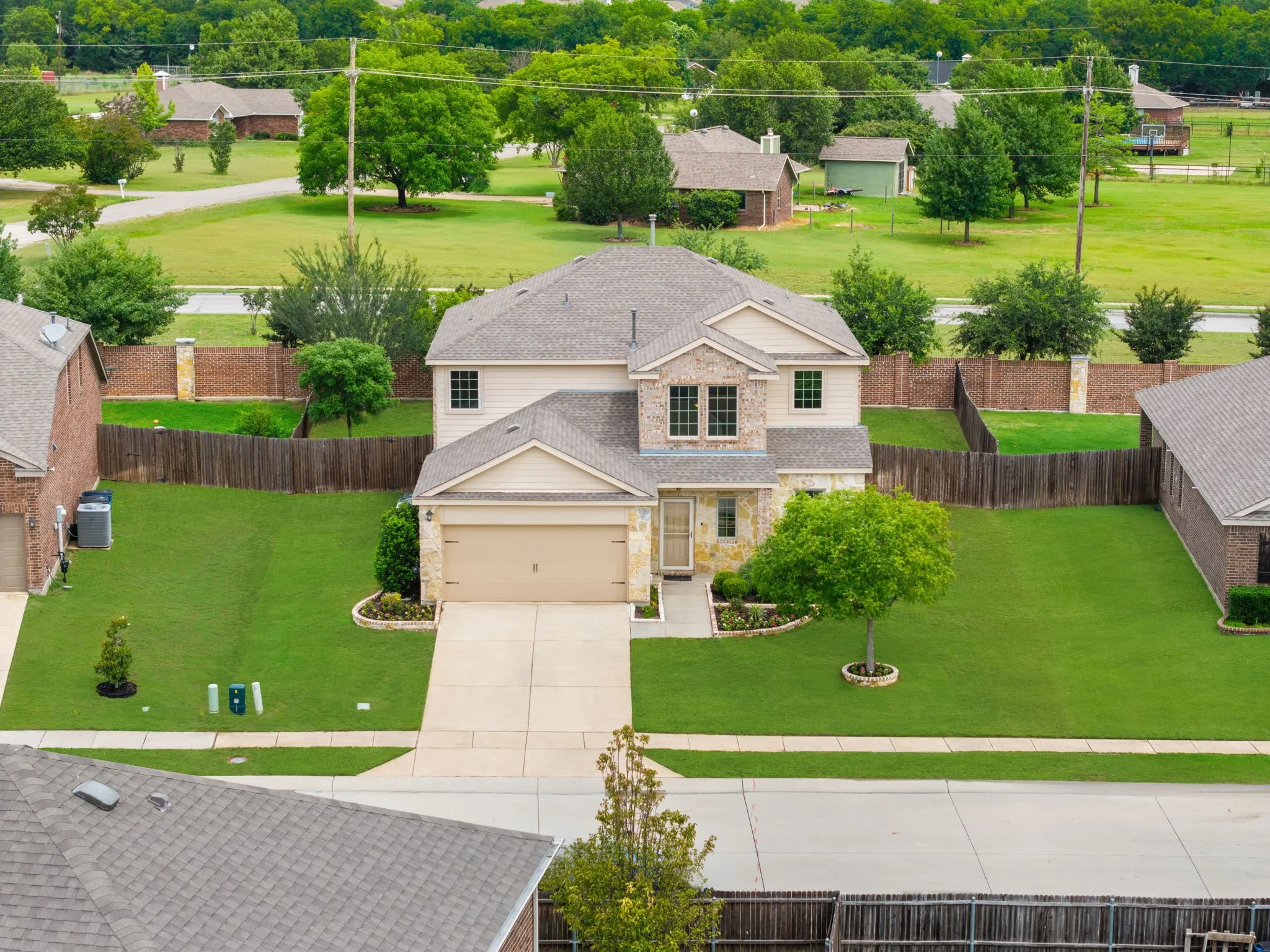 Single Family Residence For Sale in Collin County , 1306 Cedar Hollow Drive, Princeton, Texas 75407, 5 Bedroom, 3 Bathroom, 2 Garage spaces, 2,594 Sqft, built in 2016, mls#21294771, Real Estate Agent in Princeton, Homes For Sale in Collin county, Homes For Sale in Princeton, Realtor in Princeton Texas, Real Estate Brokerage Independent Realty Texas, Luminita Cordes Realtor
