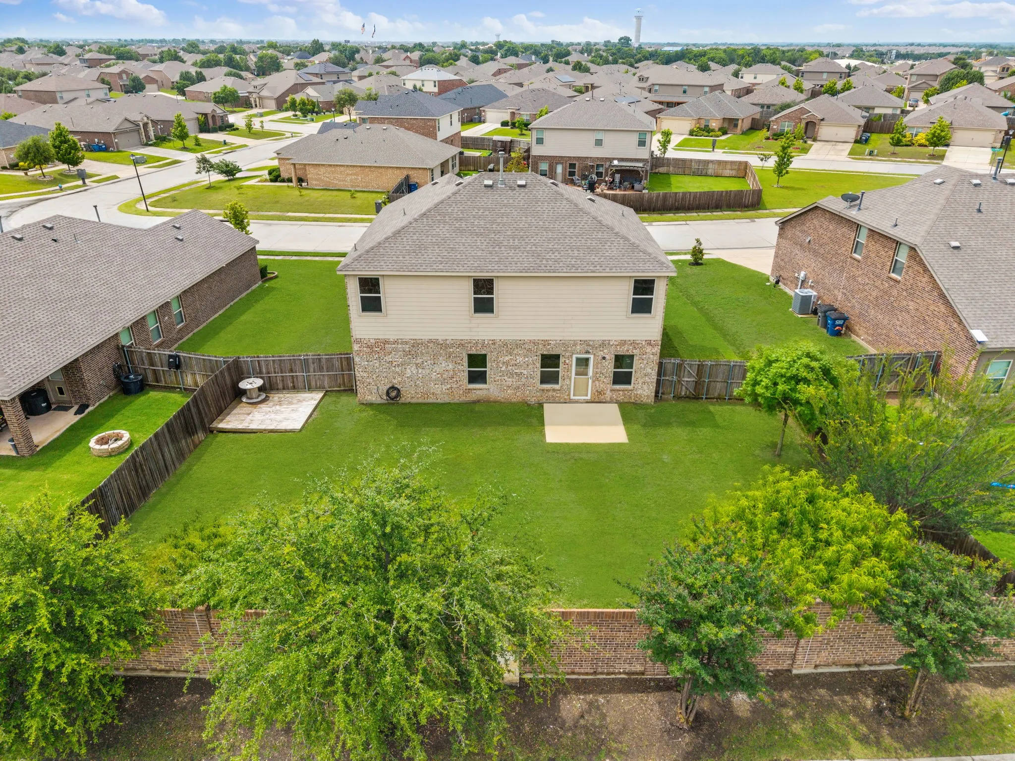 Single Family Residence For Sale in Collin County , 1306 Cedar Hollow Drive, Princeton, Texas 75407, 5 Bedroom, 3 Bathroom, 2 Garage spaces, 2,594 Sqft, built in 2016, mls#21294771, Real Estate Agent in Princeton, Homes For Sale in Collin county, Homes For Sale in Princeton, Realtor in Princeton Texas, Real Estate Brokerage Independent Realty Texas, Luminita Cordes Realtor