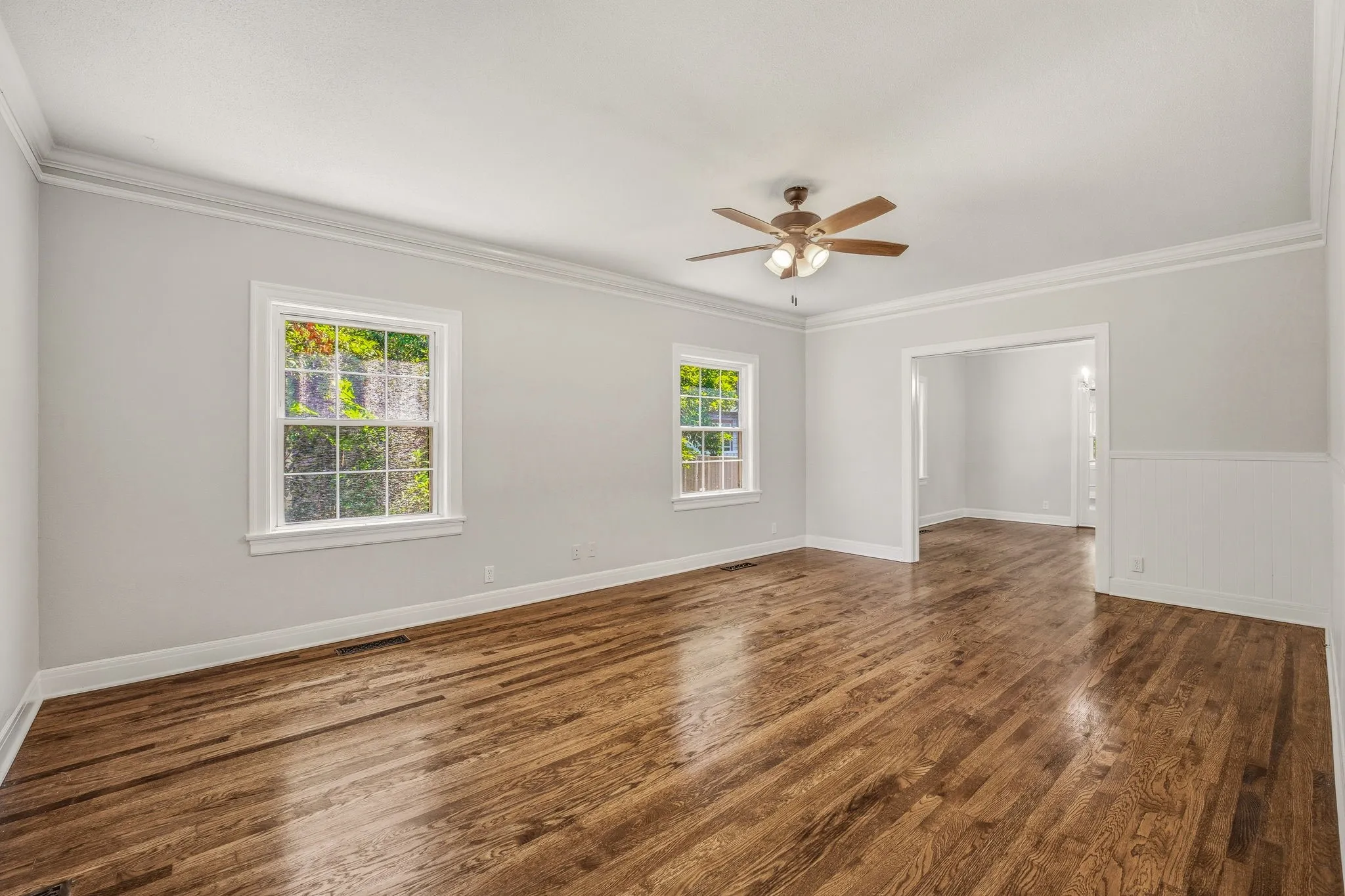 Single Family Residence For Sale in Young County , 816 Kentucky Street, Graham, Texas 76450, 4 Bedroom, 3 Bathroom, Garage spaces, 2,598 Sqft, built in 1950, mls#21293833, Real Estate Agent in Graham, Homes For Sale in Young county, Homes For Sale in Graham, Realtor in Graham Texas, Real Estate Brokerage Independent Realty Texas, Luminita Cordes Realtor