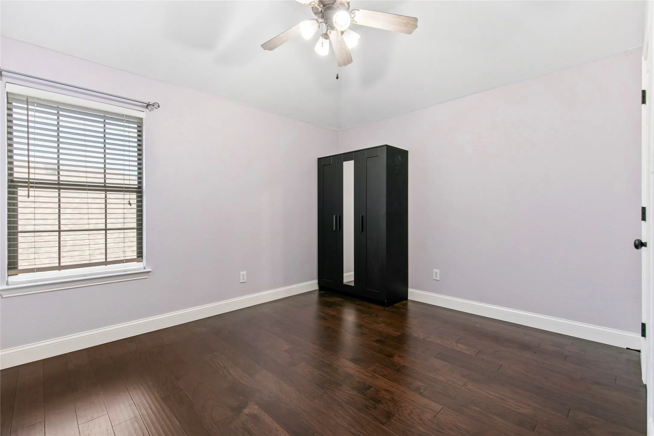 Upstairs gaming,family area.