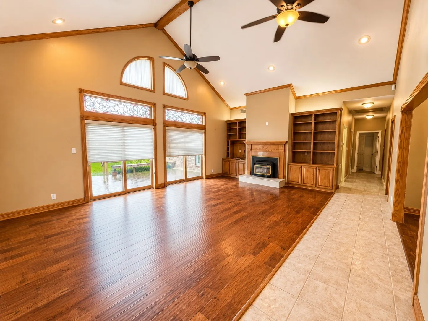 Farm For Sale in Fannin County , 4832 N State Highway 78, Bonham, Texas 75418, 3 Bedroom, 2 Bathroom, 2 Garage spaces, 2,840 Sqft, built in 1994, mls#21294818, Real Estate Agent in Bonham, Homes For Sale in Fannin county, Homes For Sale in Bonham, Realtor in Bonham Texas, Real Estate Brokerage Independent Realty Texas, Luminita Cordes Realtor