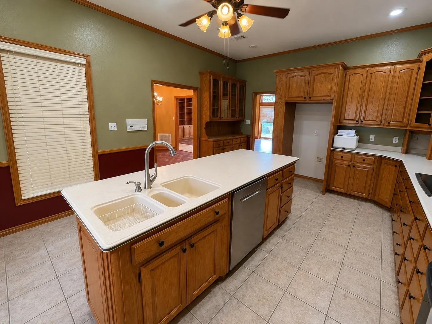 Farm For Sale in Fannin County , 4832 N State Highway 78, Bonham, Texas 75418, 3 Bedroom, 2 Bathroom, 2 Garage spaces, 2,840 Sqft, built in 1994, mls#21294818, Real Estate Agent in Bonham, Homes For Sale in Fannin county, Homes For Sale in Bonham, Realtor in Bonham Texas, Real Estate Brokerage Independent Realty Texas, Luminita Cordes Realtor