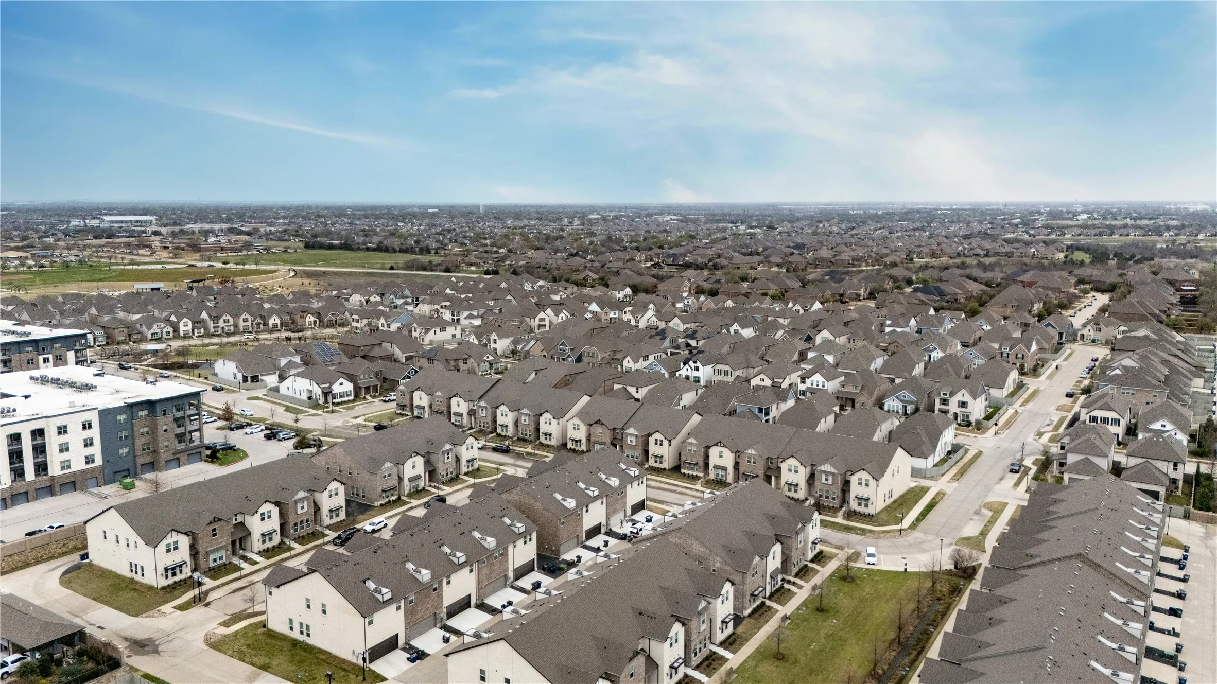 Townhouse For Rent in Dallas County , 3216 Midnight Drive, Sachse, Texas 75048, 3 Bedrooms, 3 Bathrooms, 2 Garage spaces, 1,950 Sqft, built in 2021, Price $2,550, mls#21294803, Real Estate Agent in Sachse, Homes For Rent in Dallas county, Homes For Rent in Sachse, Realtor in Sachse Texas, Real Estate Brokerage Independent Realty Texas, Luminita Cordes Realtor