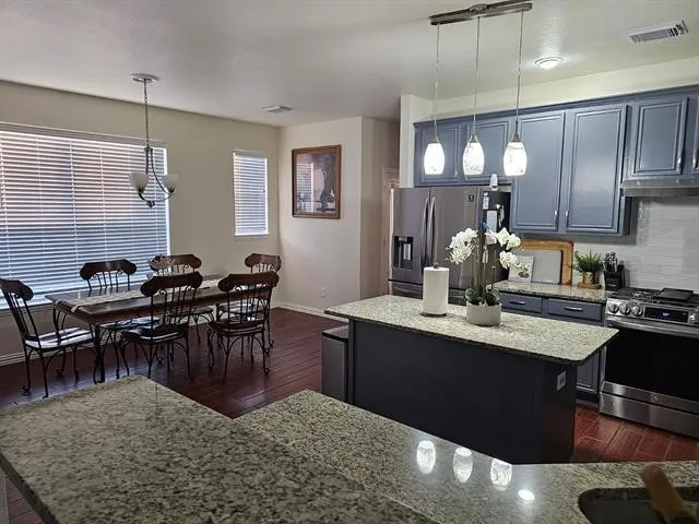 Single Family Residence For Rent in Denton County , 215 Lairds Drive, Coppell, Texas 75019, 4 Bedrooms, 3 Bathrooms, 2 Garage spaces, 2,664 Sqft, built in 2000, Price $3,500, mls#21294830, Real Estate Agent in Coppell, Homes For Rent in Denton county, Homes For Rent in Coppell, Realtor in Coppell Texas, Real Estate Brokerage Independent Realty Texas, Luminita Cordes Realtor