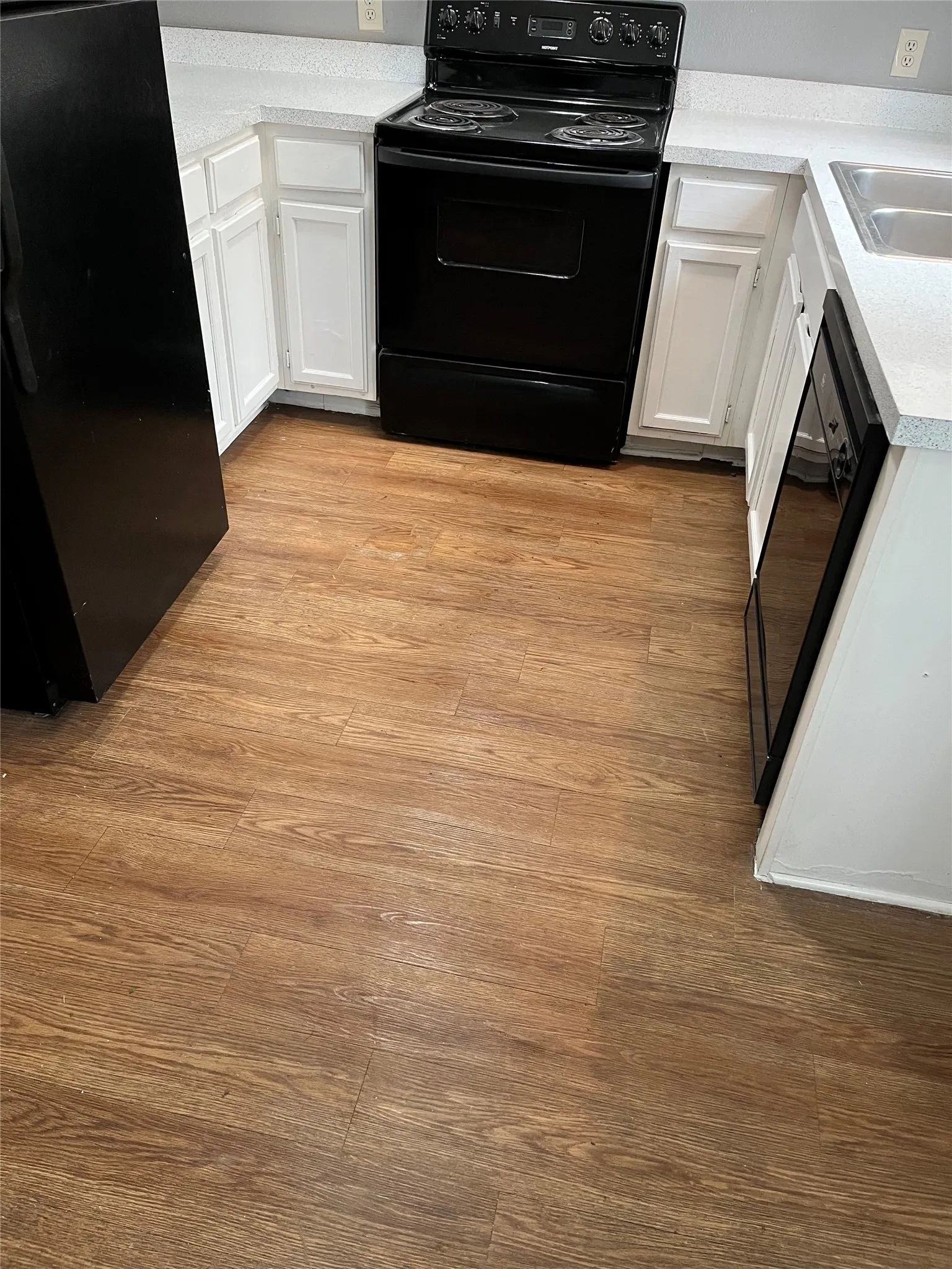Quadruplex For Sale in Tarrant County , 5909 SHADYDELL Drive, Fort Worth, Texas 76135, 8 Bedroom, 8 Bathroom, Garage spaces, 0 Sqft, built in 1985, mls#21294849, Real Estate Agent in Fort Worth, Homes For Sale in Tarrant county, Homes For Sale in Fort Worth, Realtor in Fort Worth Texas, Real Estate Brokerage Independent Realty Texas, Luminita Cordes Realtor