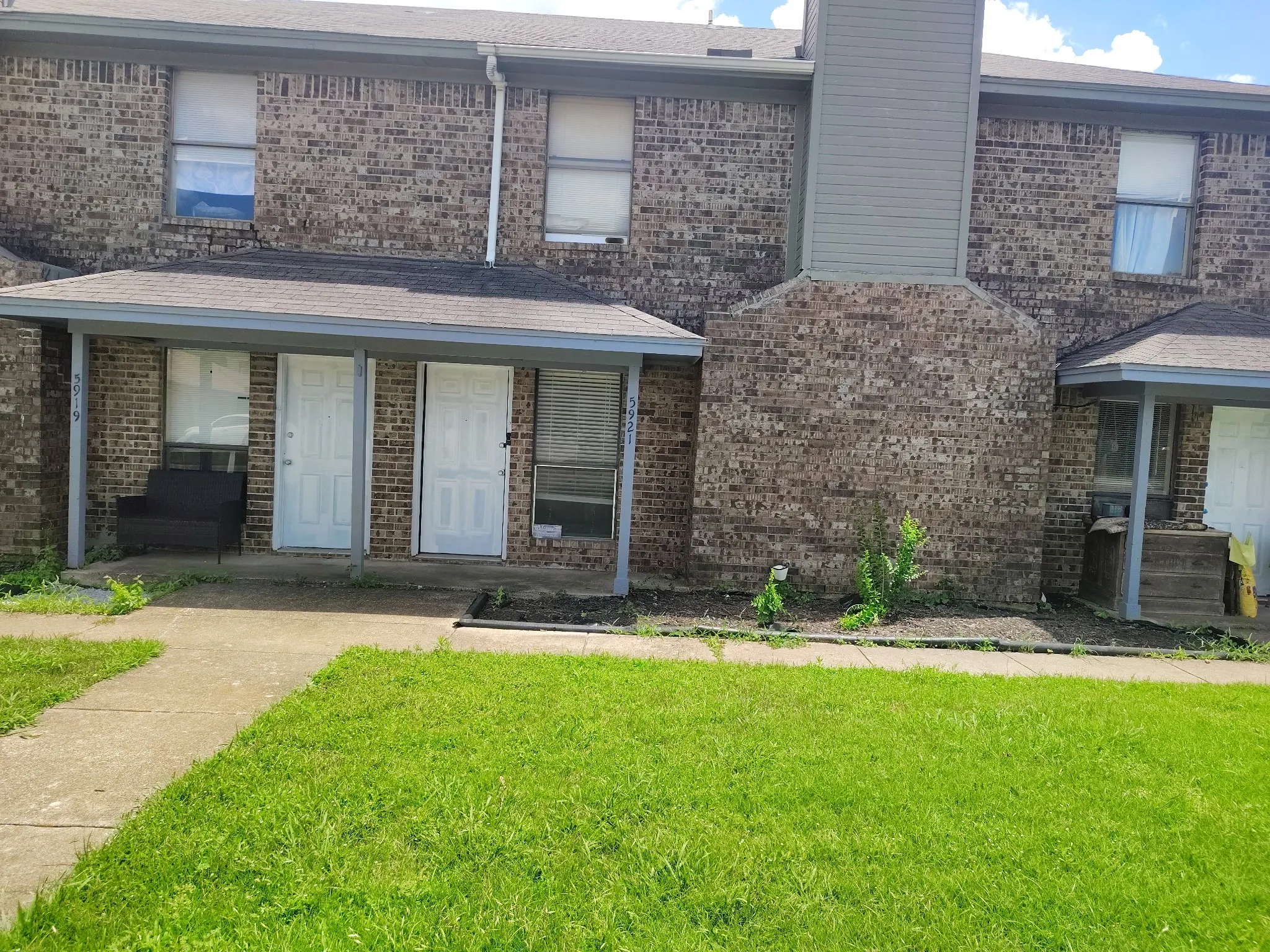 Quadruplex For Sale in Tarrant County , 5909 SHADYDELL Drive, Fort Worth, Texas 76135, 8 Bedroom, 8 Bathroom, Garage spaces, 0 Sqft, built in 1985, mls#21294849, Real Estate Agent in Fort Worth, Homes For Sale in Tarrant county, Homes For Sale in Fort Worth, Realtor in Fort Worth Texas, Real Estate Brokerage Independent Realty Texas, Luminita Cordes Realtor
