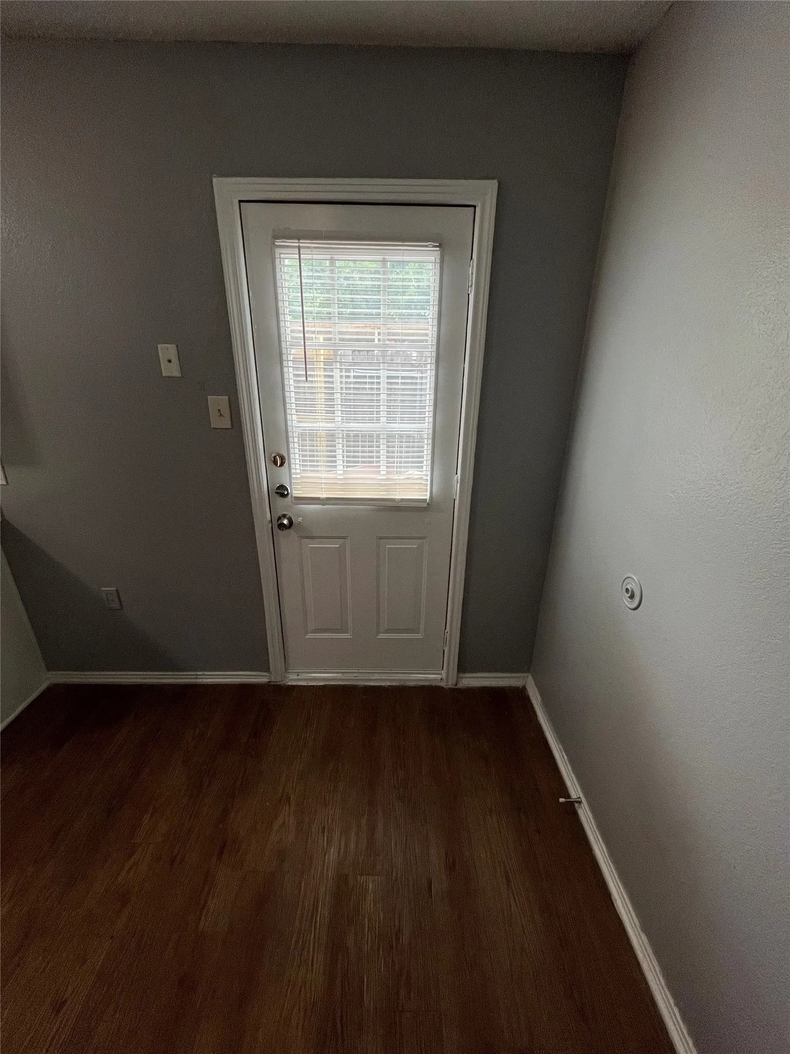 Quadruplex For Sale in Tarrant County , 5909 SHADYDELL Drive, Fort Worth, Texas 76135, 8 Bedroom, 8 Bathroom, Garage spaces, 0 Sqft, built in 1985, mls#21294849, Real Estate Agent in Fort Worth, Homes For Sale in Tarrant county, Homes For Sale in Fort Worth, Realtor in Fort Worth Texas, Real Estate Brokerage Independent Realty Texas, Luminita Cordes Realtor