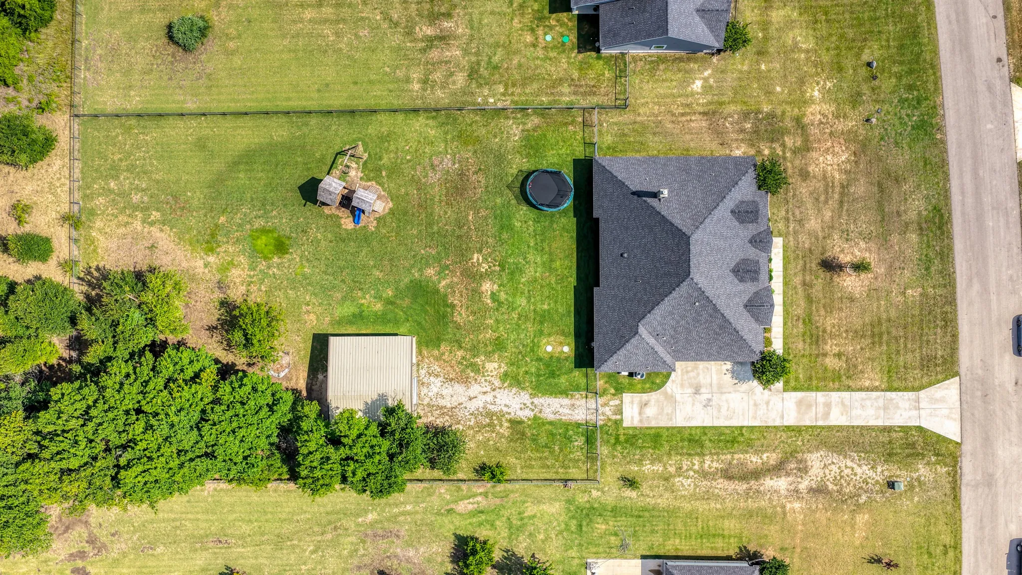 Single Family Residence For Sale in Parker County , 1021 Boulder Road, Weatherford, Texas 76085, 4 Bedroom, 3 Bathroom, 3 Garage spaces, 2,734 Sqft, built in 2020, mls#21294274, Real Estate Agent in Weatherford, Homes For Sale in Parker county, Homes For Sale in Weatherford, Realtor in Weatherford Texas, Real Estate Brokerage Independent Realty Texas, Luminita Cordes Realtor