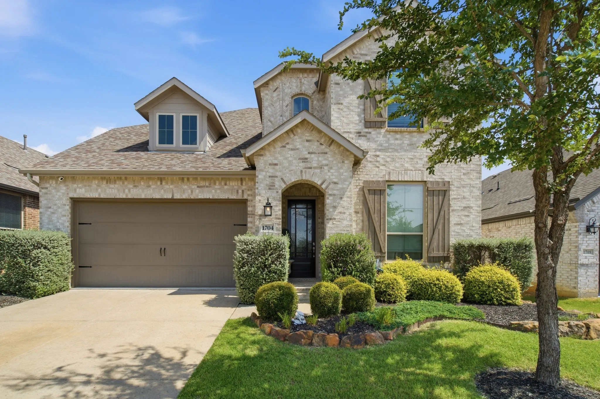 Single Family Residence For Sale in Collin County , 1704 Snowdrop Drive, Celina, Texas 75078, 4 Bedroom, 3 Bathroom, 2 Garage spaces, 2,778 Sqft, built in 2020, mls#21290789, Real Estate Agent in Celina, Homes For Sale in Collin county, Homes For Sale in Celina, Realtor in Celina Texas, Real Estate Brokerage Independent Realty Texas, Luminita Cordes Realtor
