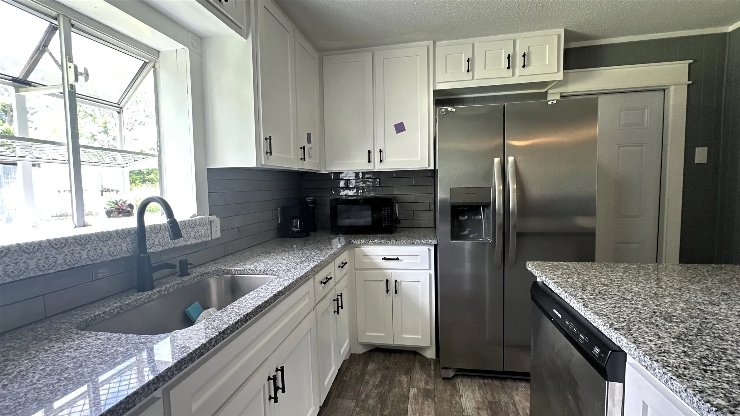 Single Family Residence For Rent in Rains County , 1543 Rs County Road 2570, Alba, Texas 75410, 3 Bedroom, 1 Bathroom, Garage spaces, 1,440 Sqft, built in 1963, Price $1,800, mls#21293690, Real Estate Agent in Alba, Homes For Rent in Rains county, Homes For Rent in Alba, Realtor in Alba Texas, Real Estate Brokerage Independent Realty Texas, Luminita Cordes Realtor