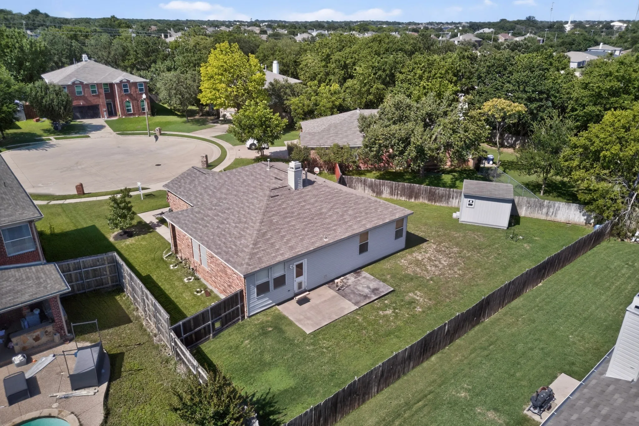 Single Family Residence For Sale in Denton County , 1816 Marble Cove Lane, Denton, Texas 76210, 3 Bedroom, 2 Bathroom, 2 Garage spaces, 1,507 Sqft, built in 2001, mls#21294570, Real Estate Agent in Denton, Homes For Sale in Denton county, Homes For Sale in Denton, Realtor in Denton Texas, Real Estate Brokerage Independent Realty Texas, Luminita Cordes Realtor