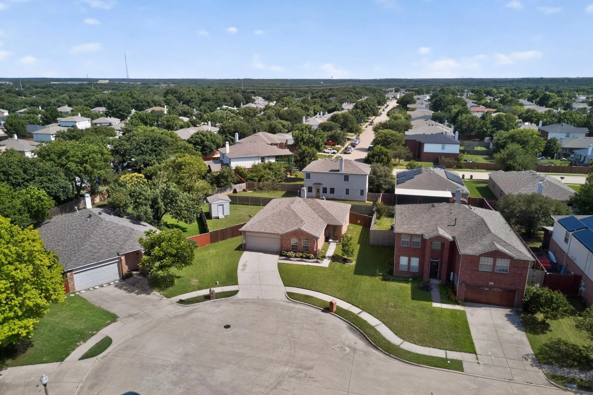 Single Family Residence For Sale in Denton County , 1816 Marble Cove Lane, Denton, Texas 76210, 3 Bedroom, 2 Bathroom, 2 Garage spaces, 1,507 Sqft, built in 2001, mls#21294570, Real Estate Agent in Denton, Homes For Sale in Denton county, Homes For Sale in Denton, Realtor in Denton Texas, Real Estate Brokerage Independent Realty Texas, Luminita Cordes Realtor