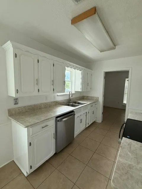 Single Family Residence For Sale in Collin County , 9189 Meadowcrest Street, Frisco, Texas 75033, 3 Bedroom, 2 Bathroom, 2 Garage spaces, 1,764 Sqft, built in 1970, mls#21294886, Real Estate Agent in Frisco, Homes For Sale in Collin county, Homes For Sale in Frisco, Realtor in Frisco Texas, Real Estate Brokerage Independent Realty Texas, Luminita Cordes Realtor