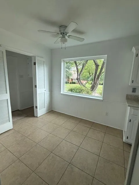Breakfast Nook
