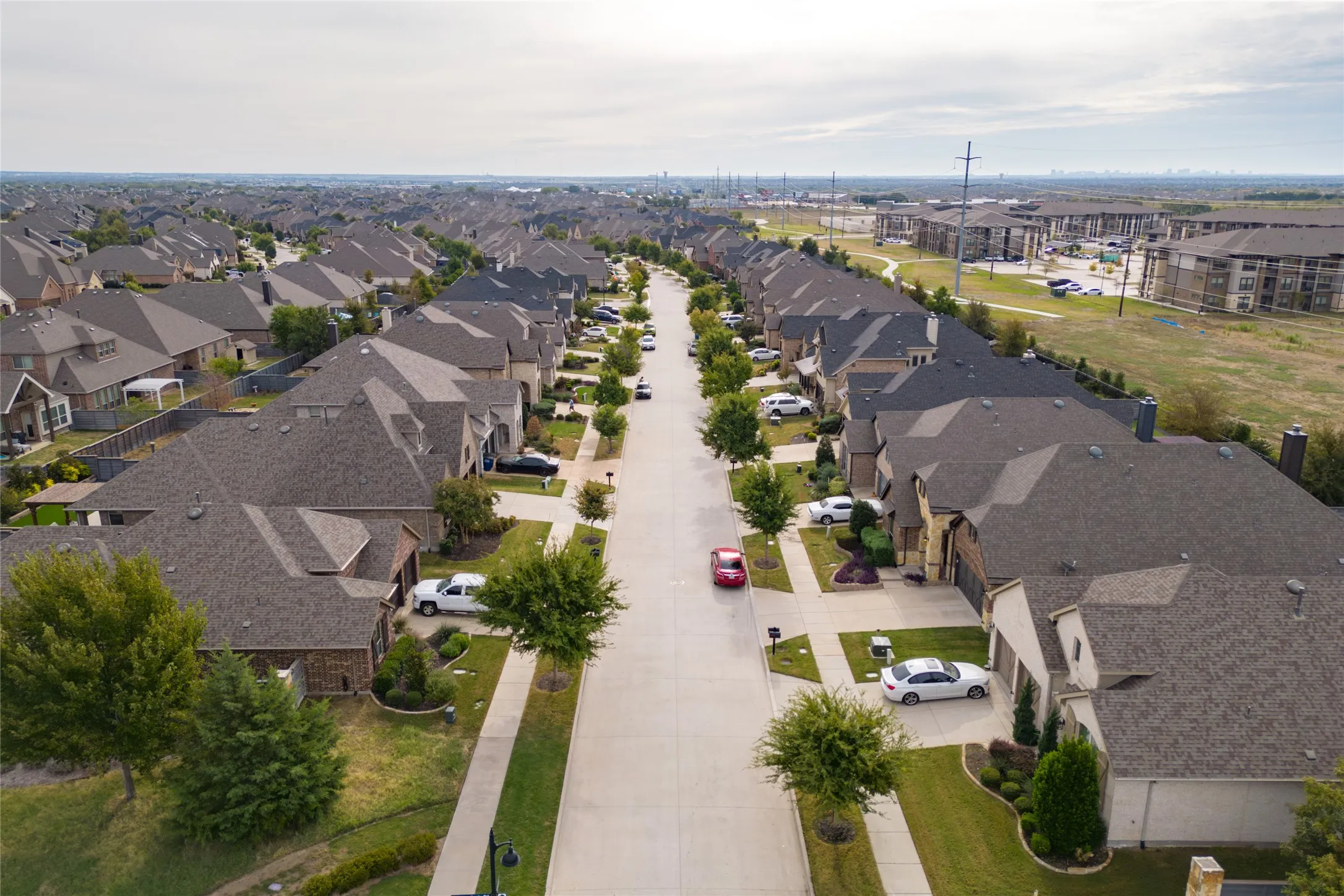 Single Family Residence For Rent in Denton County , 720 Field Crossing, Little Elm, Texas 76227, 3 Bedroom, 2 Bathroom, 2 Garage spaces, 1,930 Sqft, built in 2016, mls#21277462, Real Estate Agent in Little Elm, Homes For Rent in Denton county, Homes For Rent in Little Elm, Realtor in Little Elm Texas, Real Estate Brokerage Independent Realty Texas, Luminita Cordes Realtor