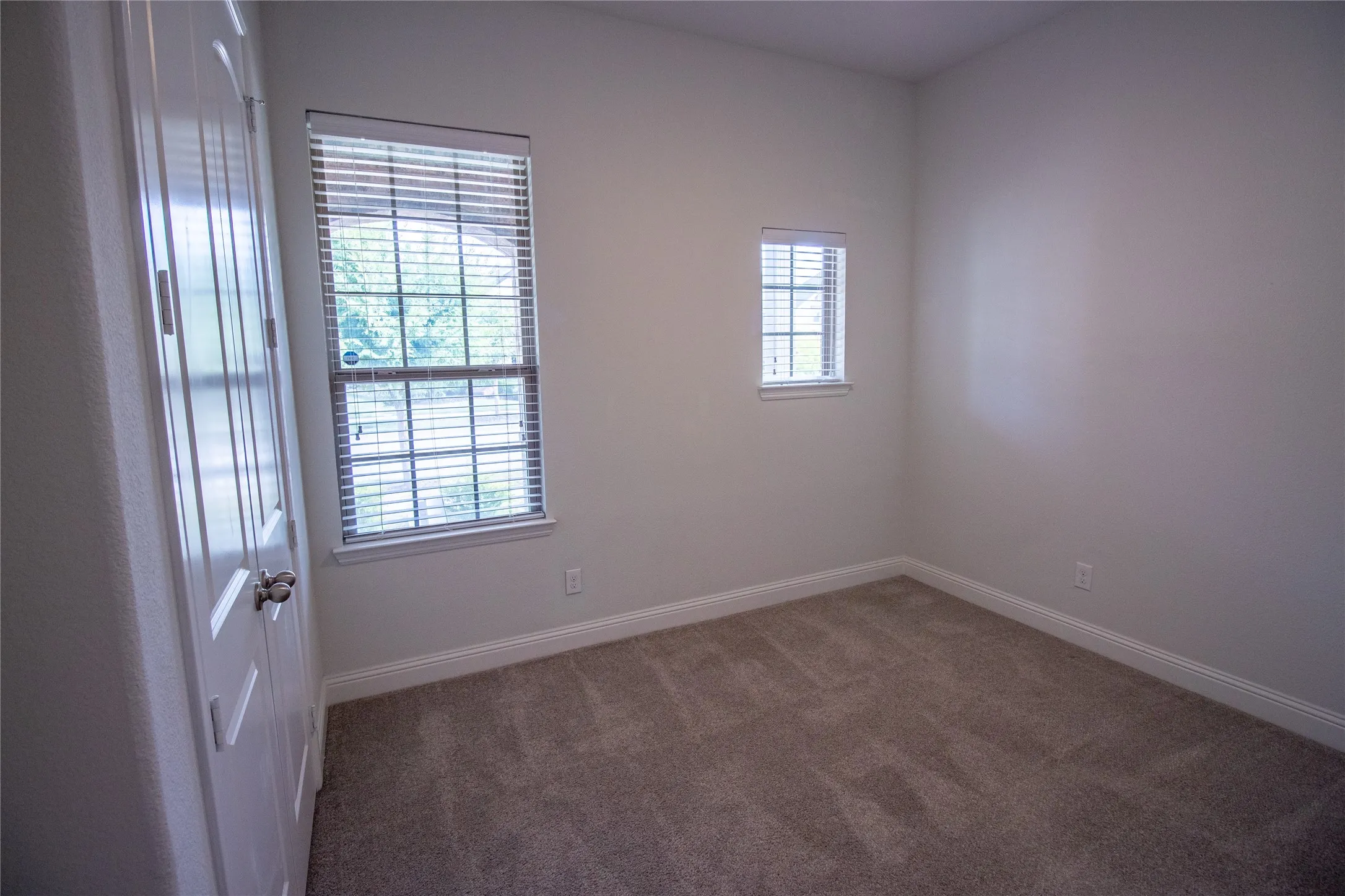Single Family Residence For Rent in Denton County , 720 Field Crossing, Little Elm, Texas 76227, 3 Bedroom, 2 Bathroom, 2 Garage spaces, 1,930 Sqft, built in 2016, mls#21277462, Real Estate Agent in Little Elm, Homes For Rent in Denton county, Homes For Rent in Little Elm, Realtor in Little Elm Texas, Real Estate Brokerage Independent Realty Texas, Luminita Cordes Realtor