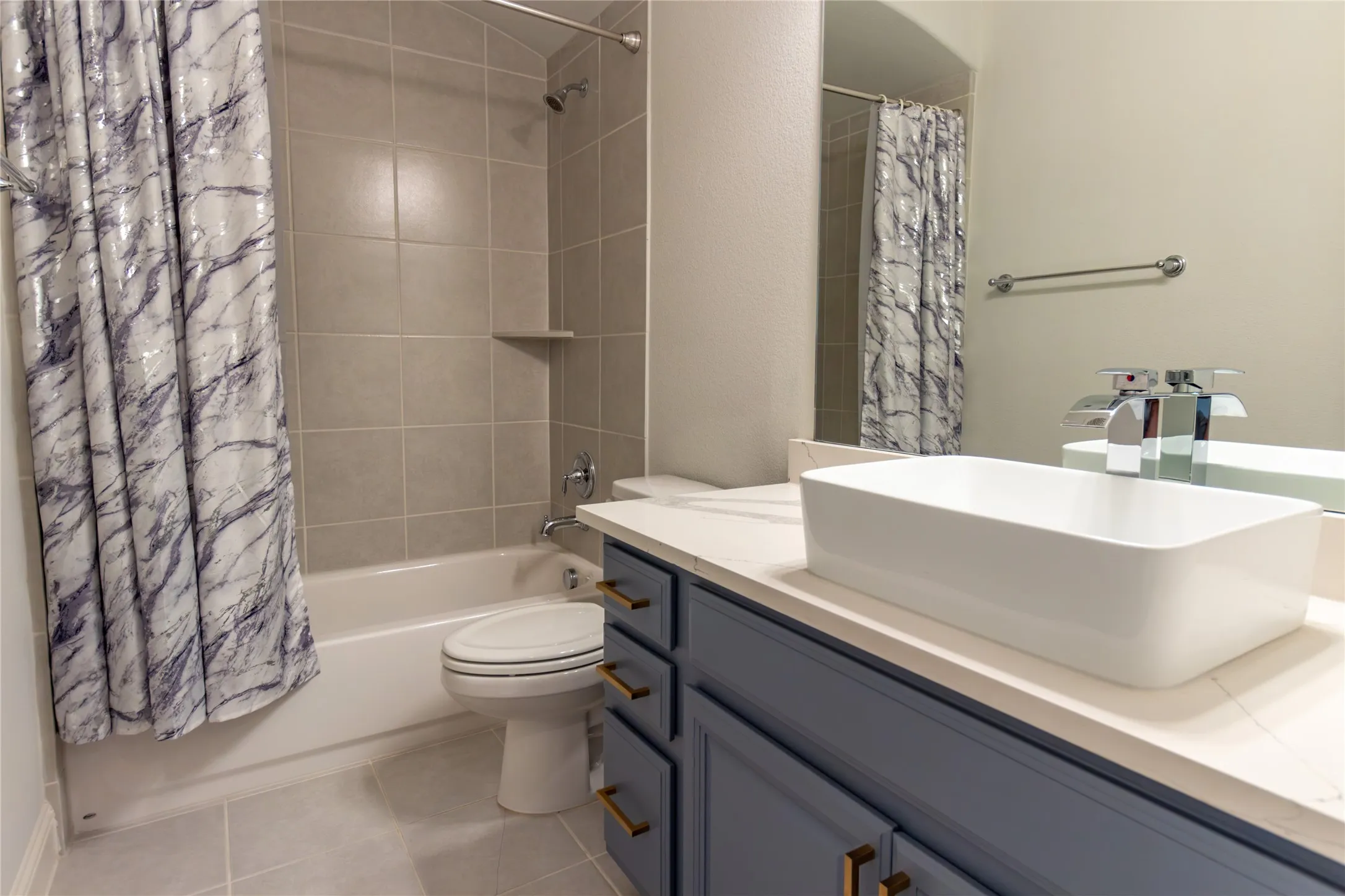 Single Family Residence For Rent in Denton County , 720 Field Crossing, Little Elm, Texas 76227, 3 Bedroom, 2 Bathroom, 2 Garage spaces, 1,930 Sqft, built in 2016, mls#21277462, Real Estate Agent in Little Elm, Homes For Rent in Denton county, Homes For Rent in Little Elm, Realtor in Little Elm Texas, Real Estate Brokerage Independent Realty Texas, Luminita Cordes Realtor